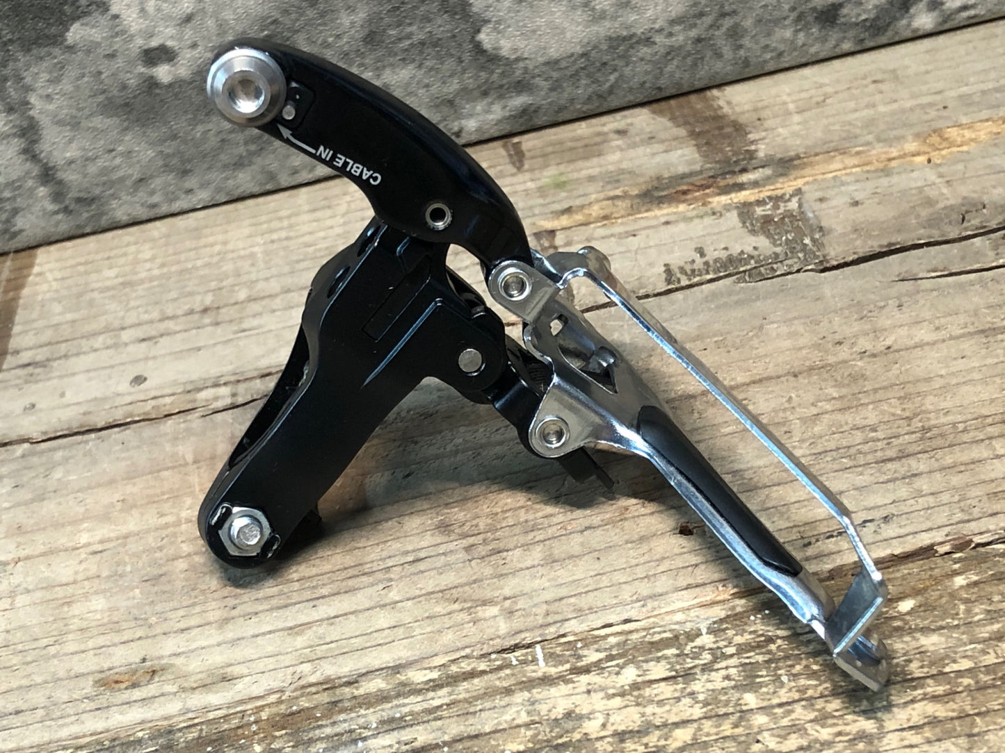 IT144 シマノ SHIMANO 105 FD-5800 フロントディレイラー 2S バンド式 Φ34.9/Φ28.6