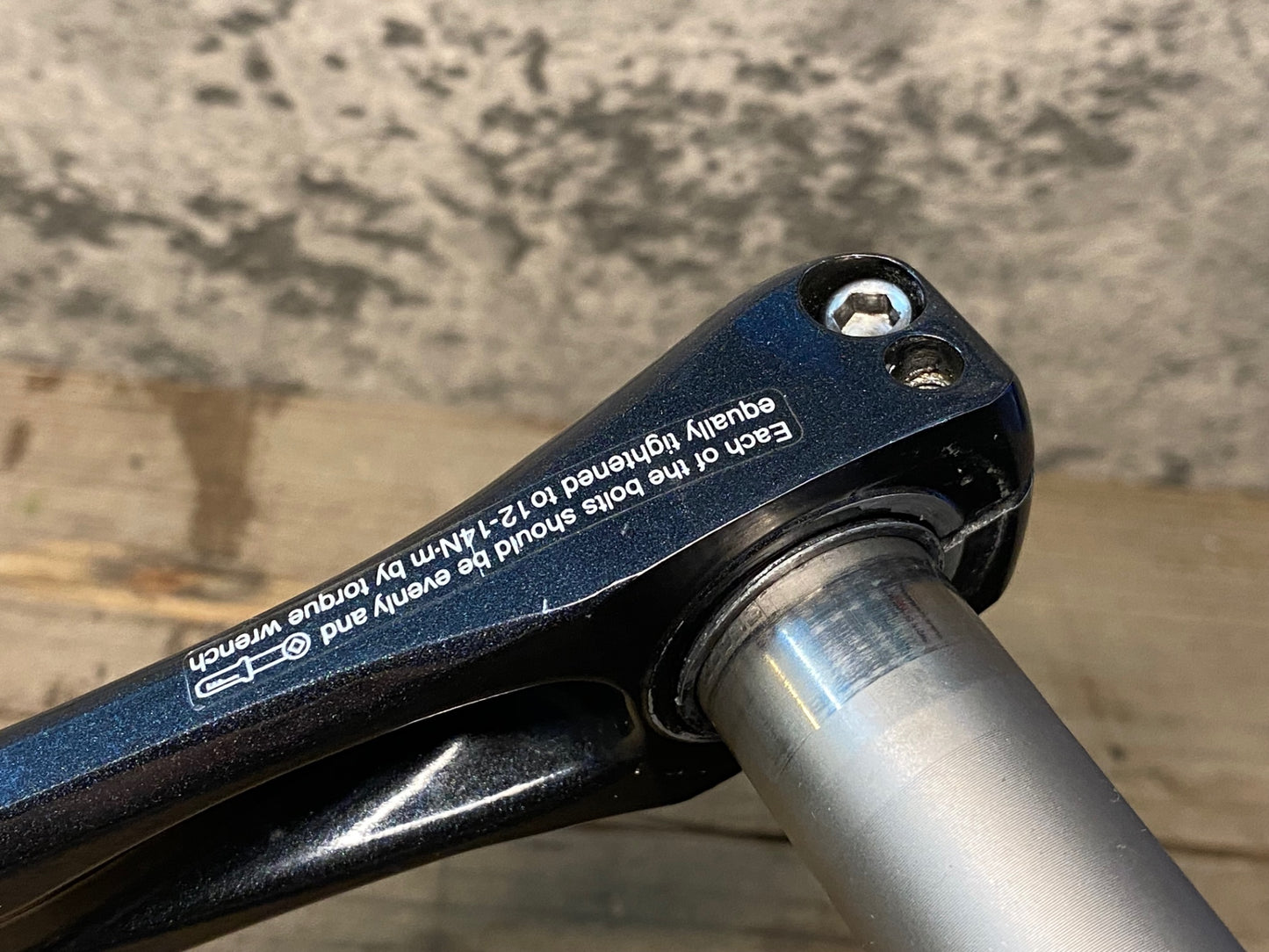 IU295 シマノ SHIMANO ソラ SORA FC-R3000 クランクアーム 170mm ※塗装剝がれ