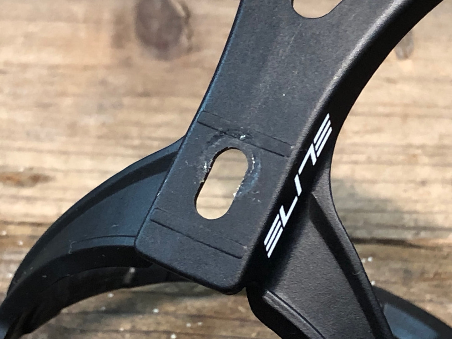 IP312 エリート ELITE LEGGERO CARBON ボトルケージ 黒 2個セット