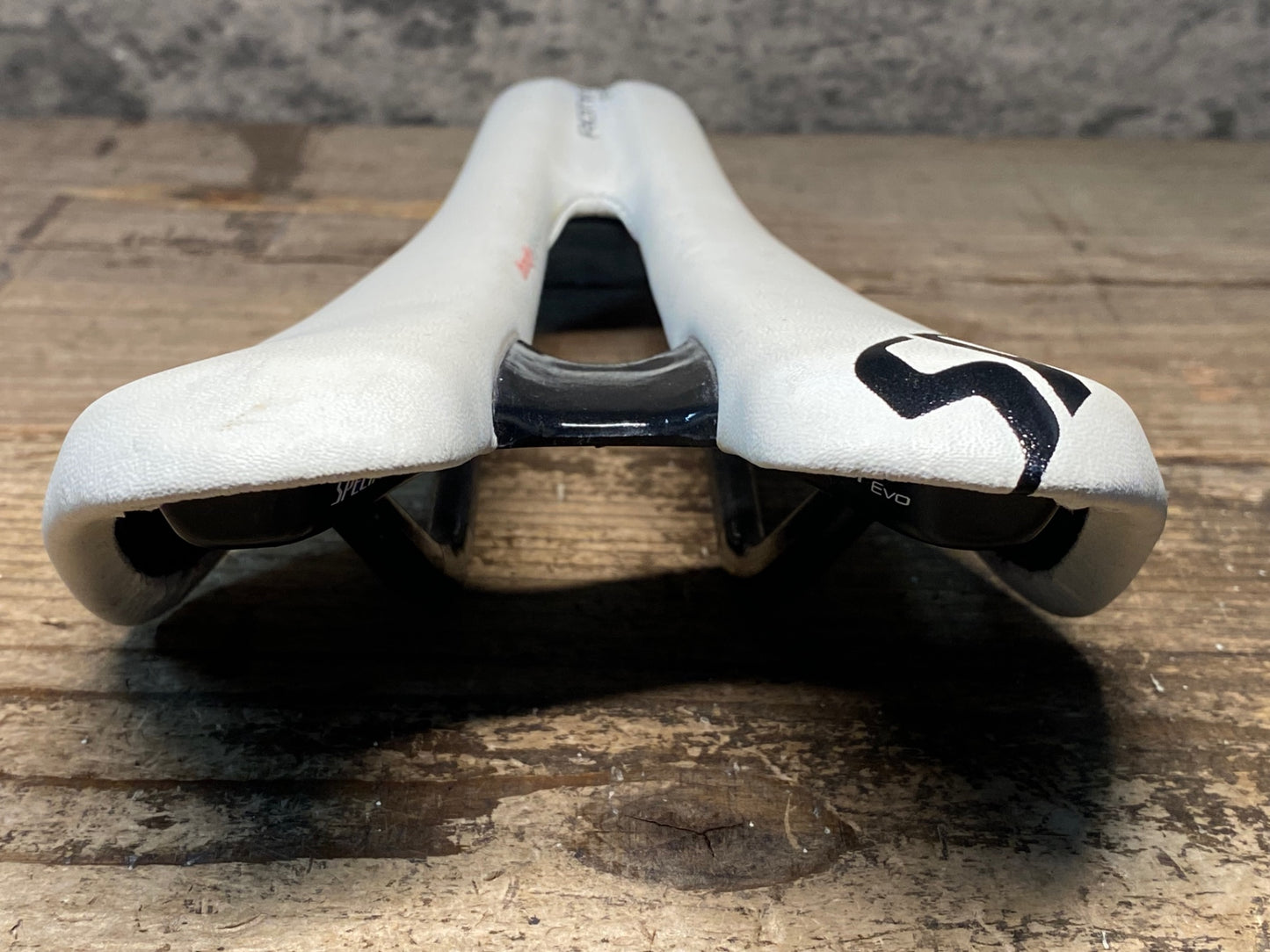 IZ639 スペシャライズド SPECIALIZED ROMIN EVO カーボンレール サドル 130mm