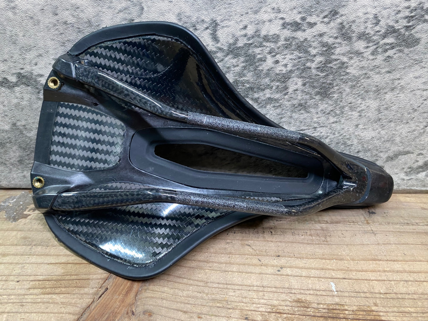 IR564 スペシャライズド SPECIALIZED パワー S-WORKS POWER ARC サドル カーボンレール 143mm 黒