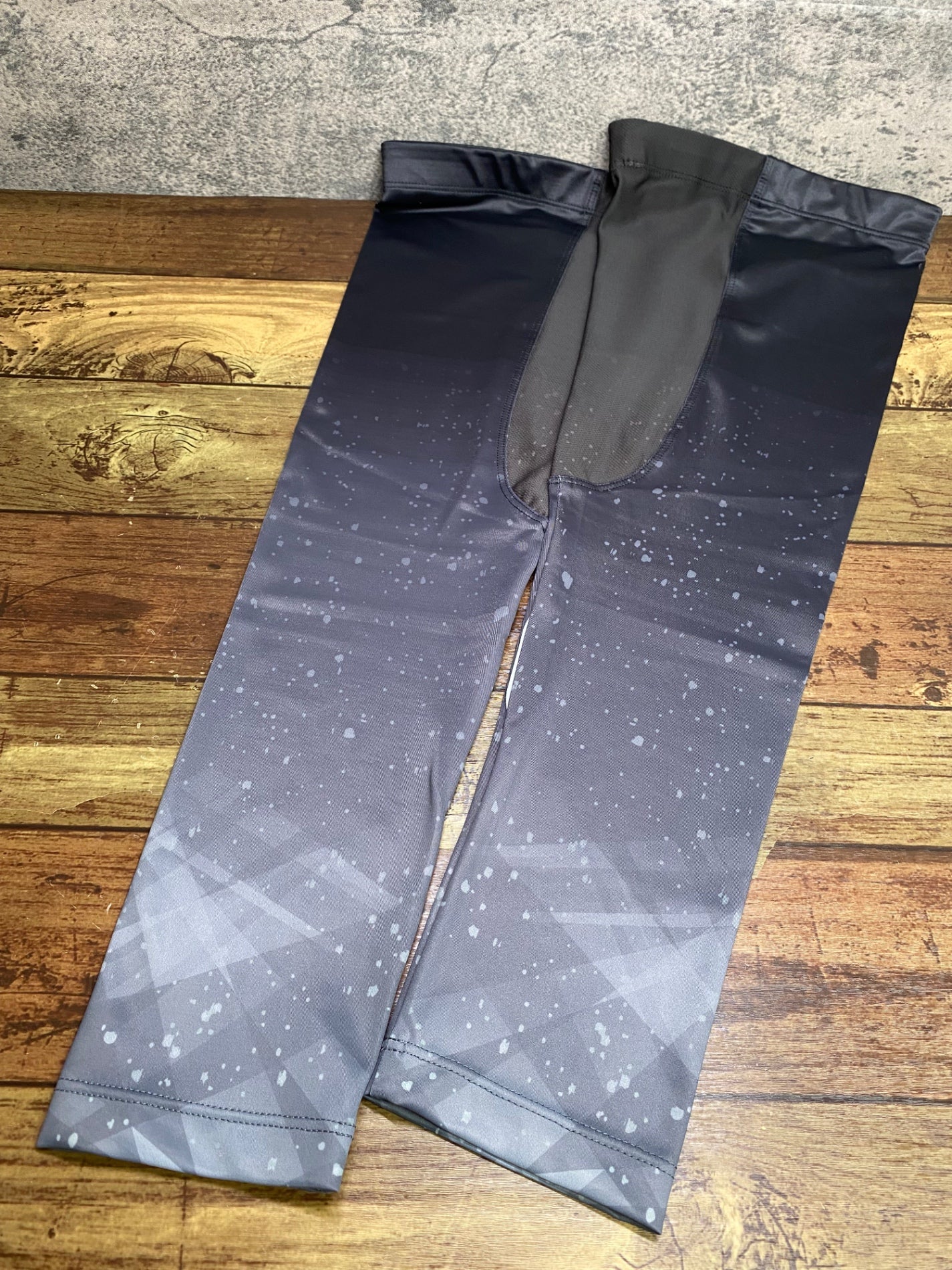 IV892 ジャイアント GIANT Liv ZORYA レッグカバー 黒グレー M