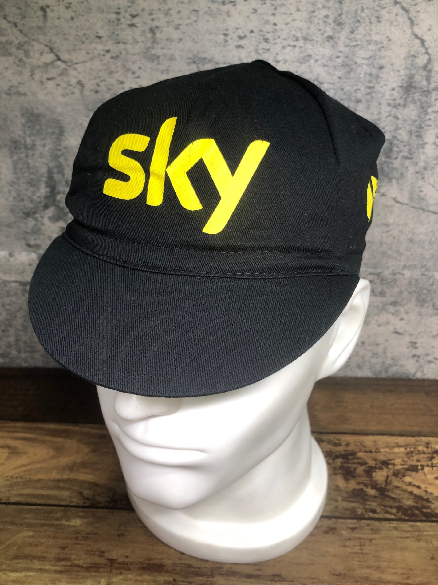 IT287 ラファ Rapha サイクルキャップ 黒 黄 フリーサイズ TEAM SKY