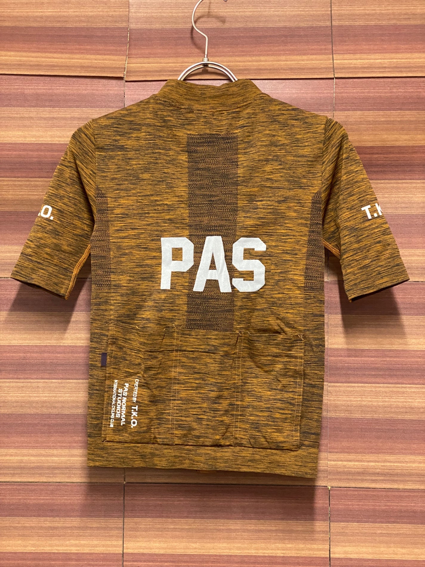 IV056 パスノーマルスタジオ PAS NORMAL STUDIOS T.K.O Knit Jersey 半袖サイクルジャージ オレンジ SM