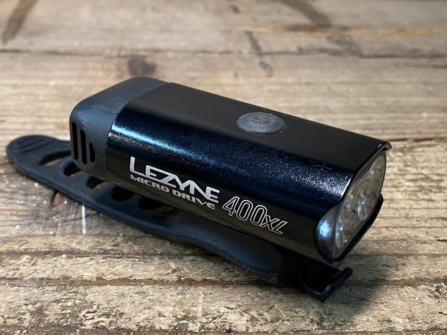 JB330 レザイン LEZYNE 400XL フロントライト 黒 点灯確認済み