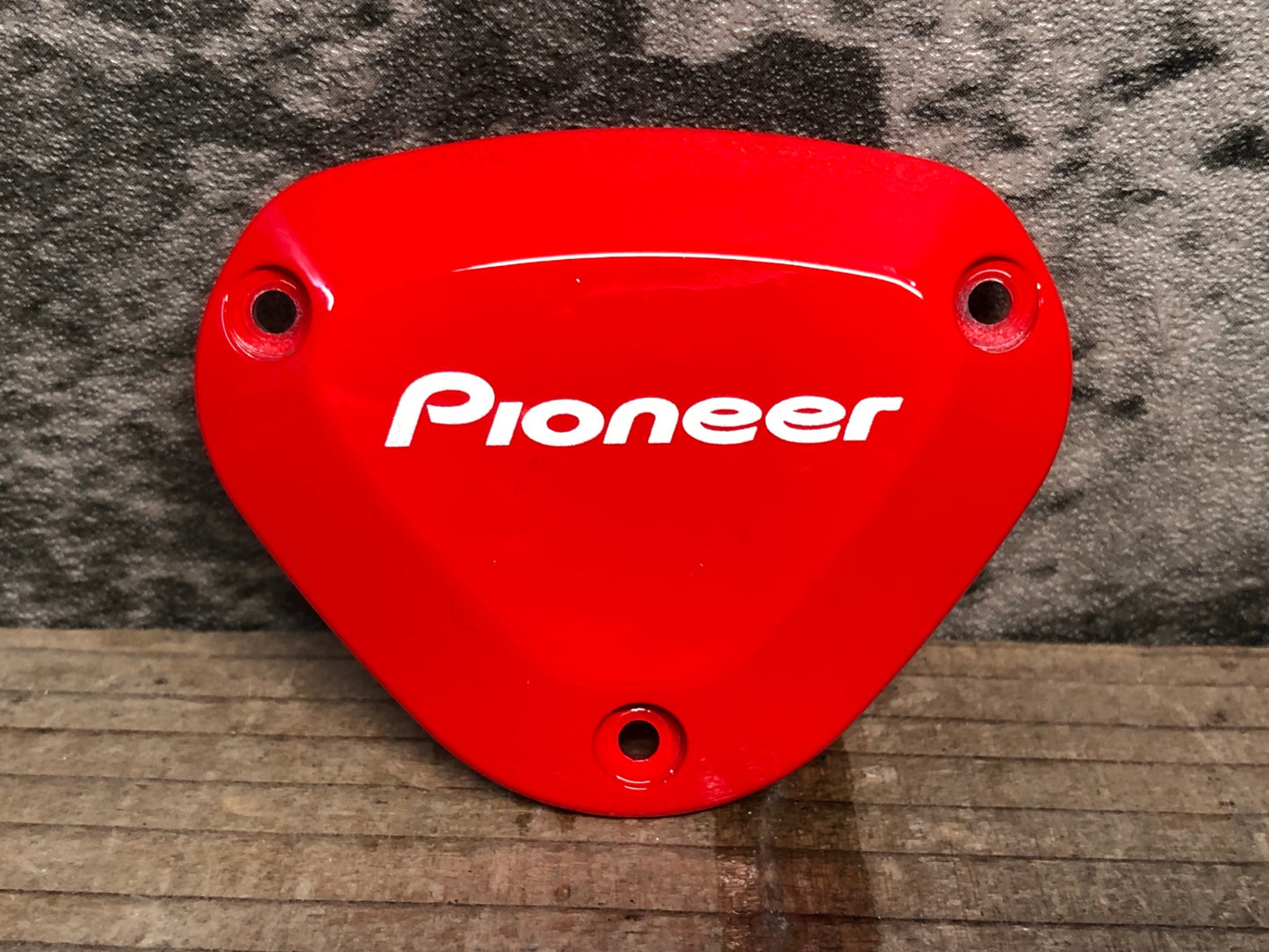 IZ002 パイオニア Pioneer 右センサーカバー 赤