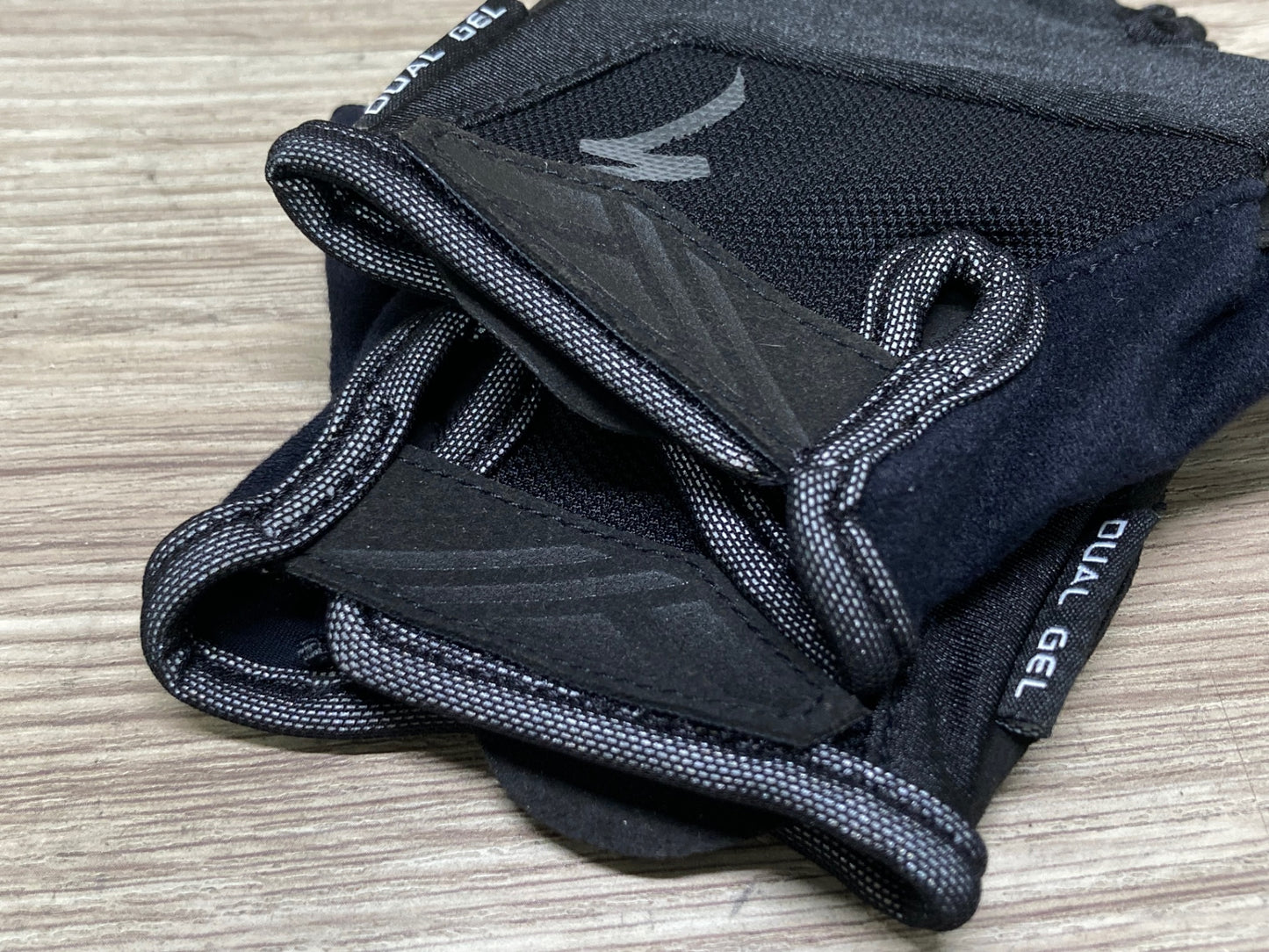 JA754 スペシャライズド SPECIALIZED 指切 グローブ 黒 S