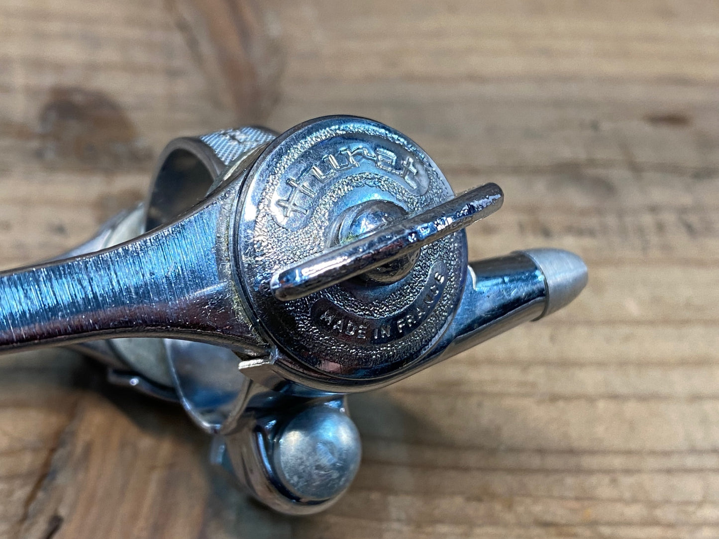 IH672 ユーレー HURET Wレバー