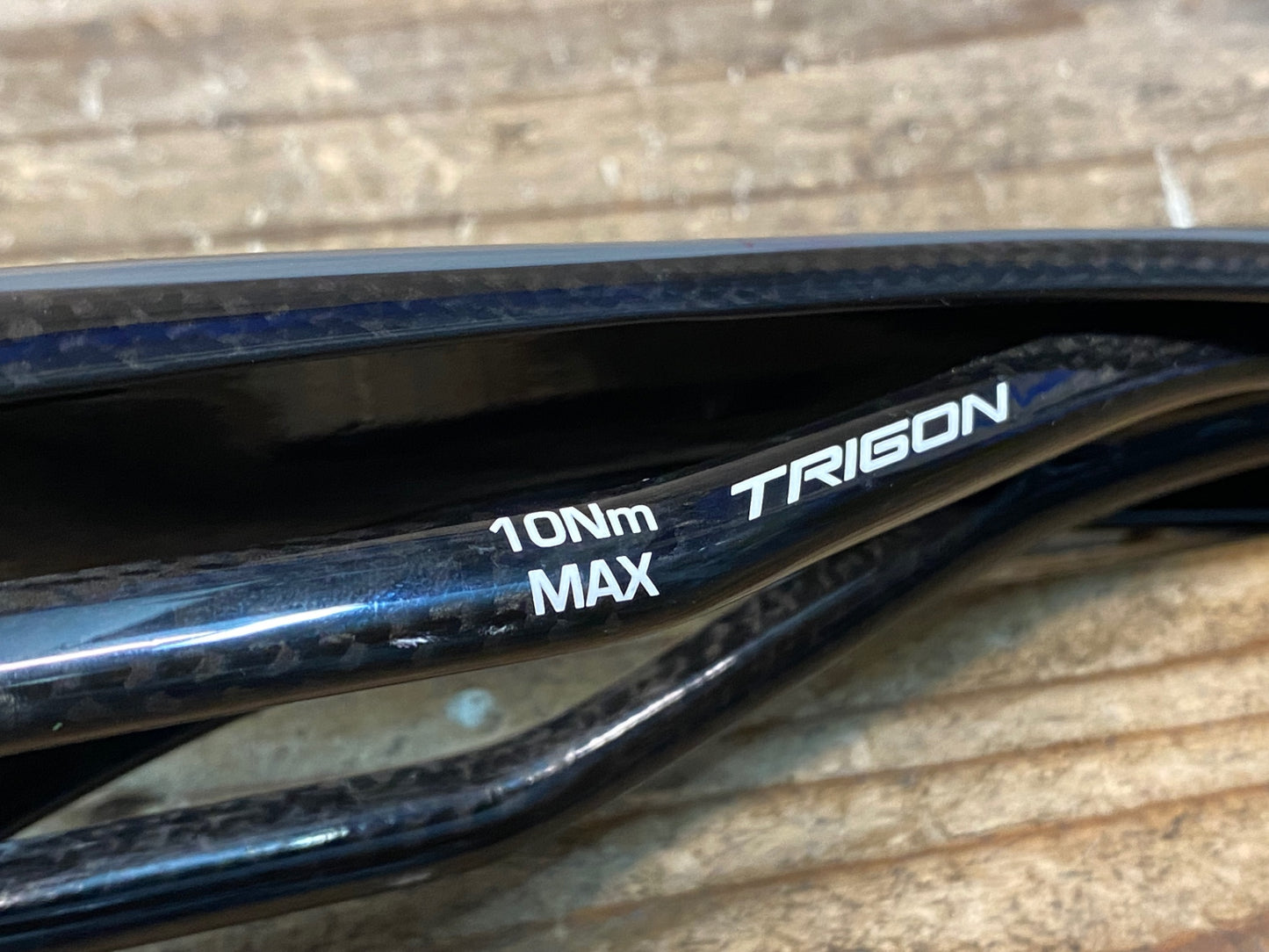 IP201 トライゴン TRIGON HM CARBON カーボン サドル 黒 カーボンレール
