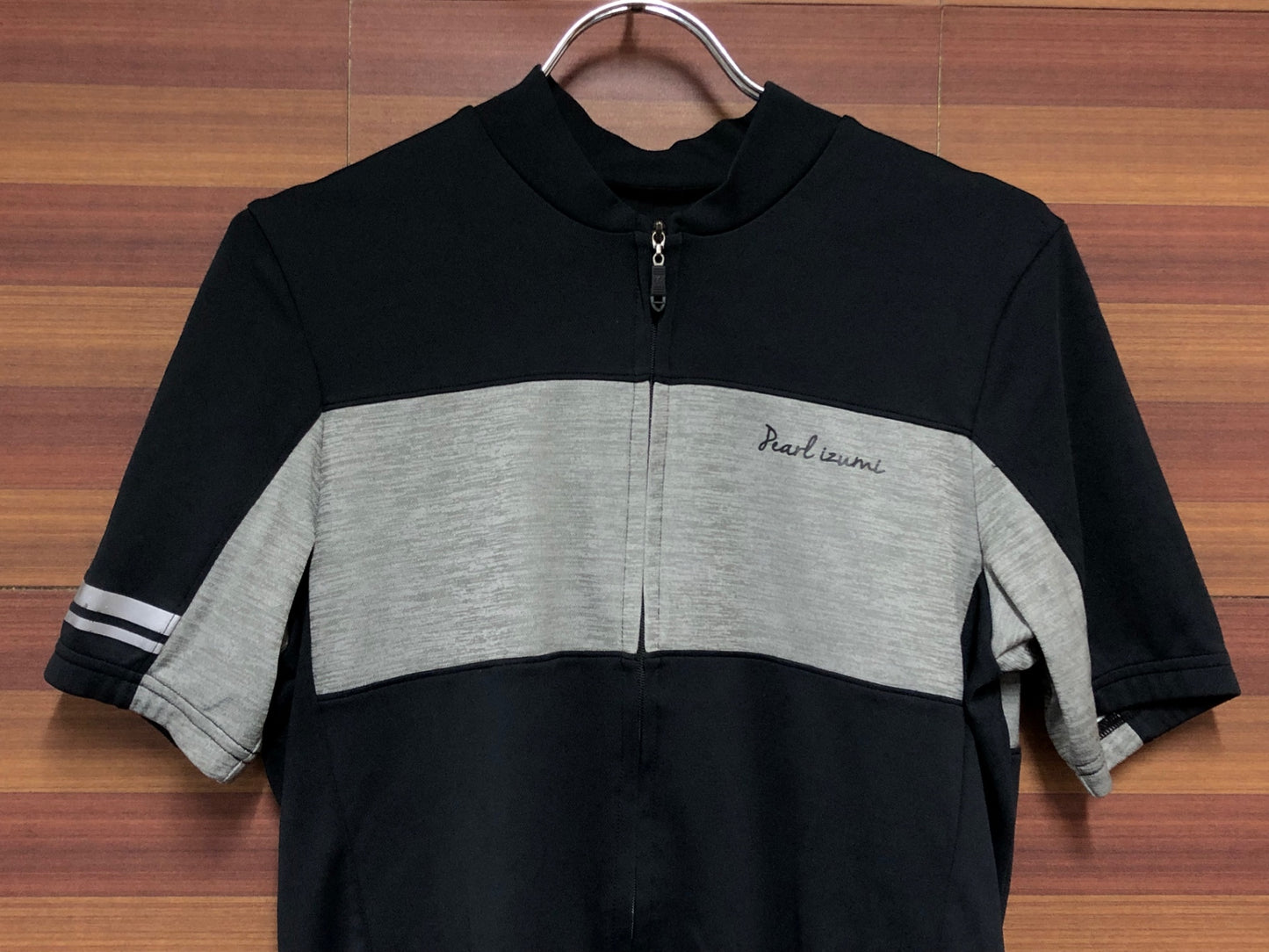IN284 パールイズミ PEARL IZUMI 半袖 サイクルジャージ 黒 グレー Lサイズ