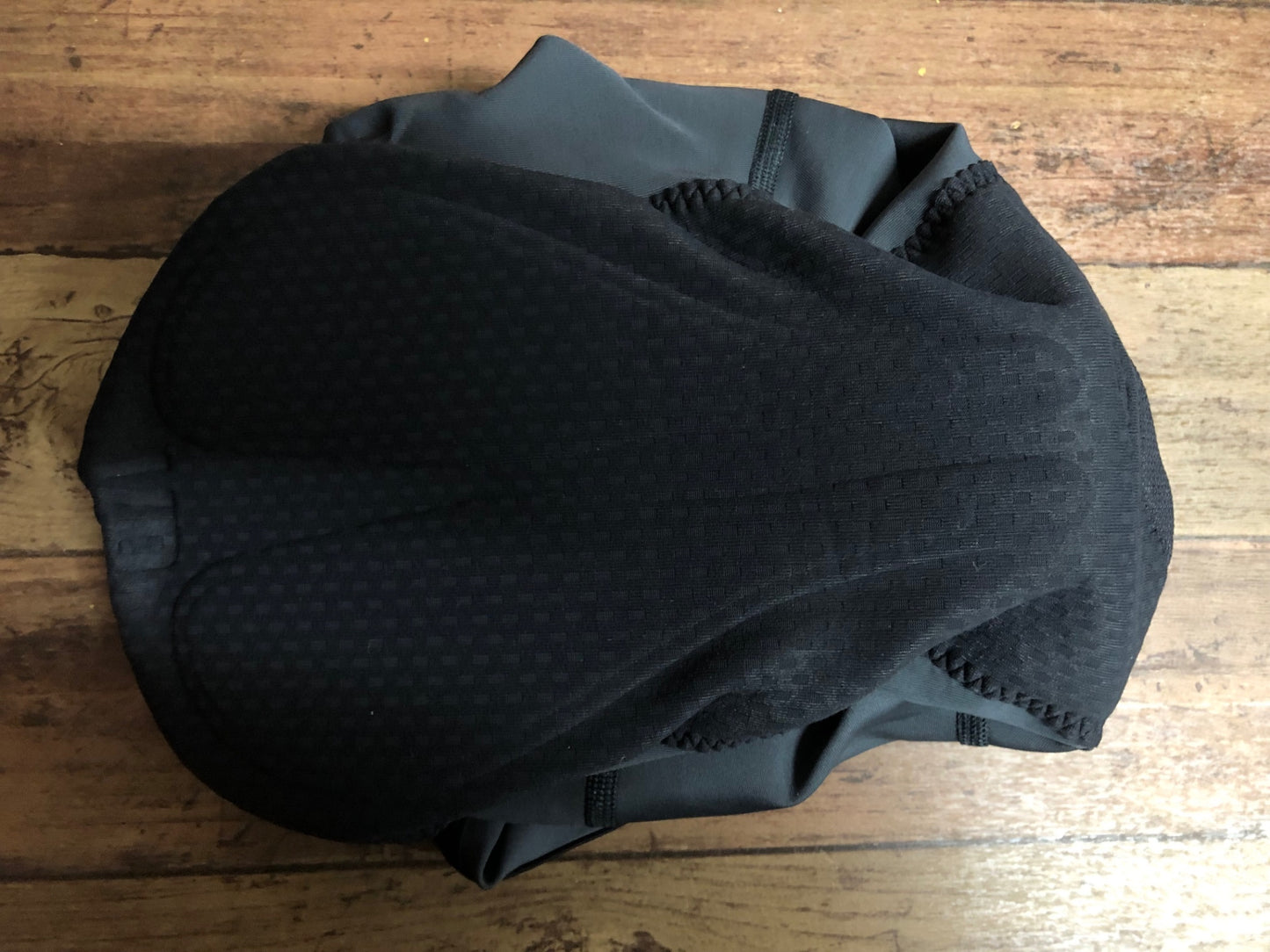 IO533 ヴェロビチ velobici MODERNIST THERMAL BIB SHORTS ビブショーツ グレー 4