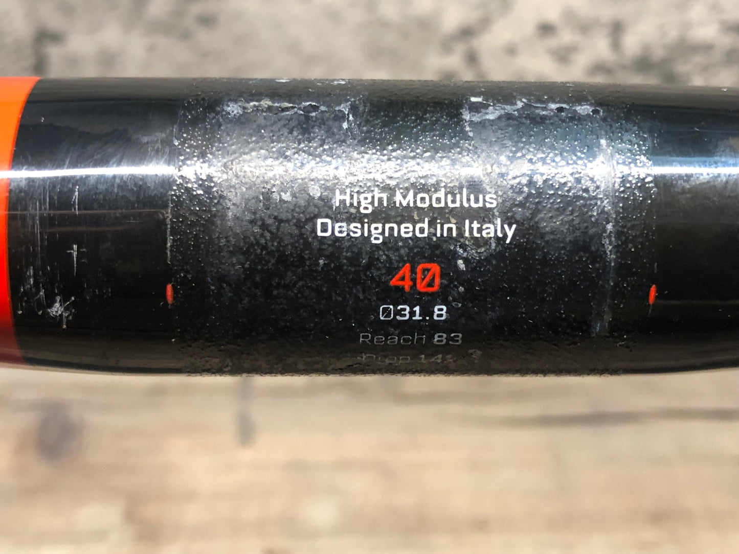 IN634 チネリ cinelli ネオモルフェ neo morphe Φ31.8 エンド部C-C400mm カーボン ドロップハンドル