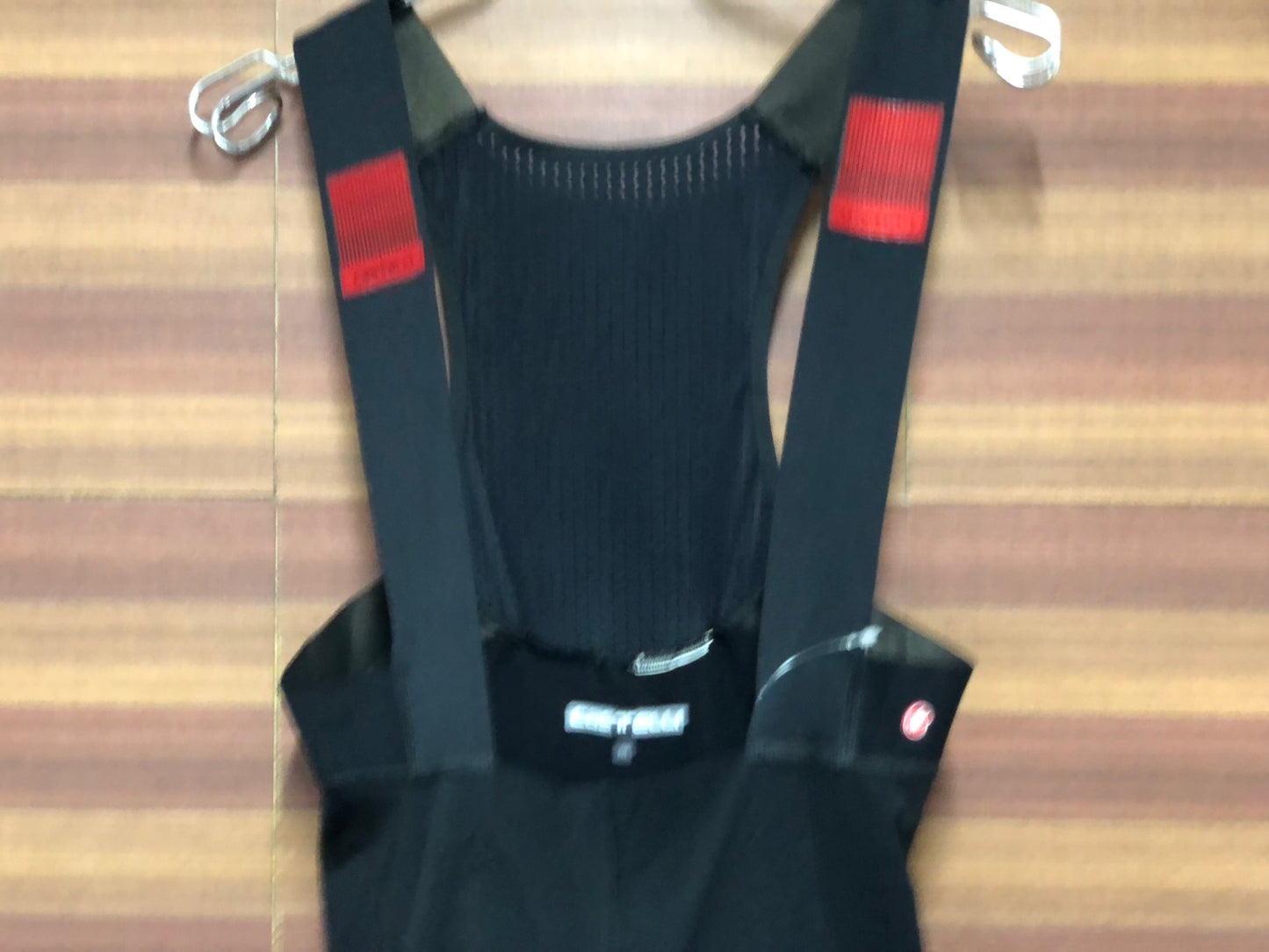 IH756 カステリ CASTELLI ROSSO CORSA ビブショーツ 黒 M タグカット