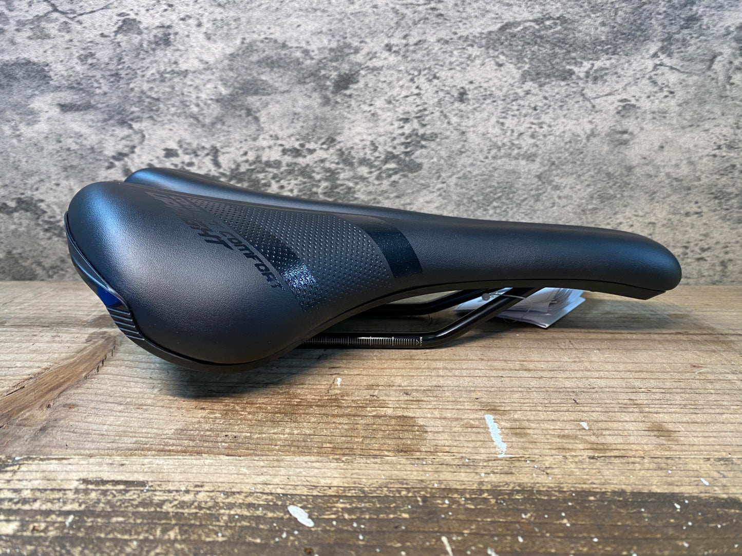 IW004 ジャイアント GIANT CONTACT COMFORT UPRIGHT サドル 黒 クロモリレール