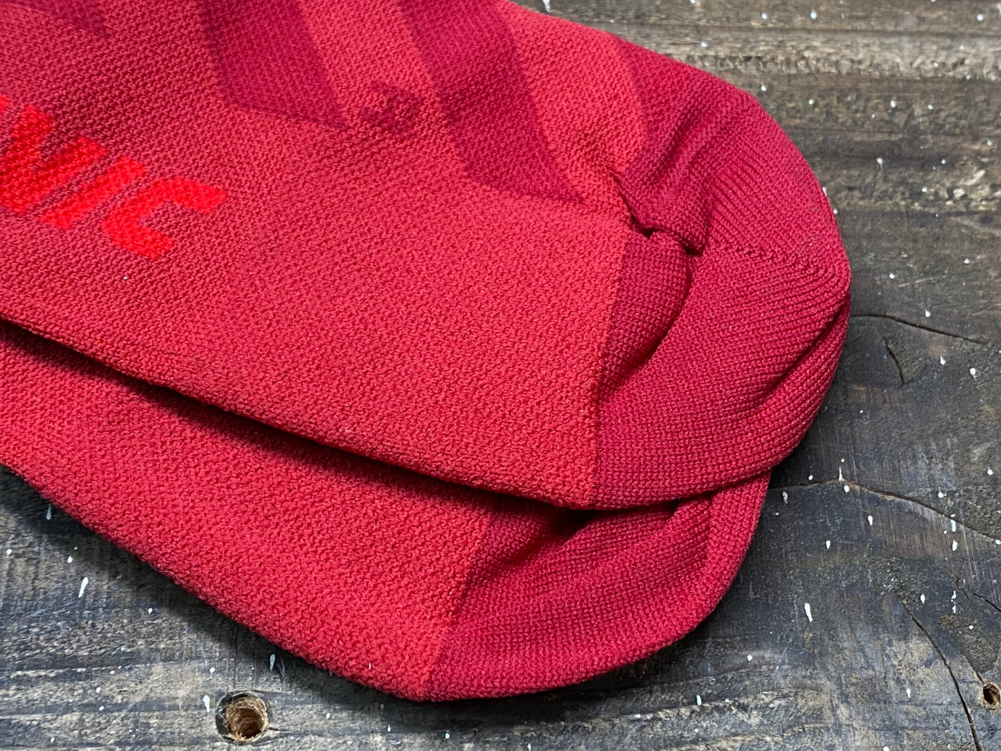 IR275 マヴィック MAVIC Graphic Mosaic Socks ソックス 赤 35-38