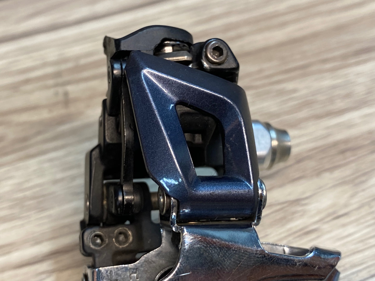 IW843 シマノ SHIMANO アルテグラ ULTEGRA FD-R8000 フロントディレイラー 2S 直付け