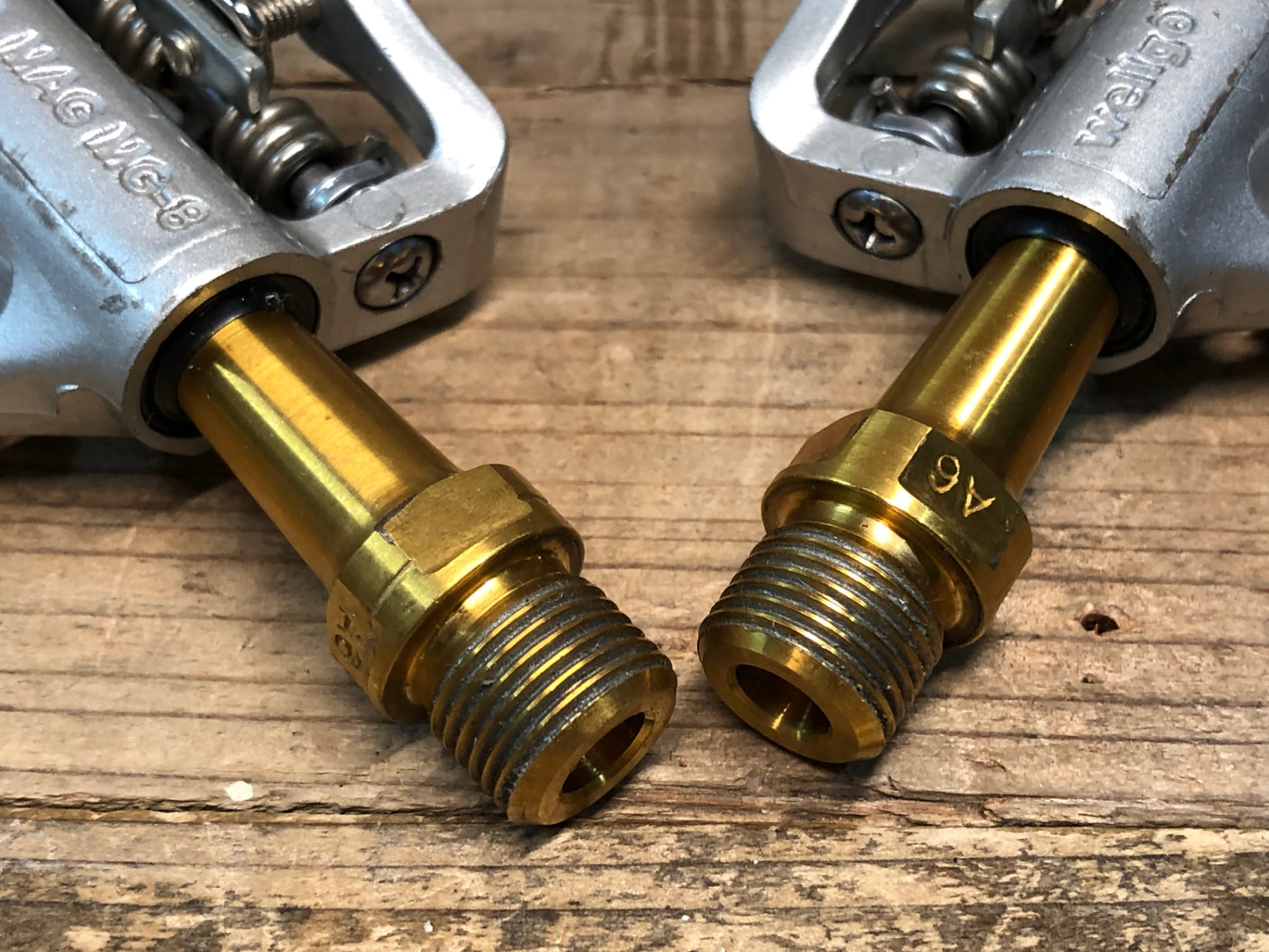 IR809 ウェルゴ Wellgo MAG MG-3 SPD マグネシウム ビンディングペダル チタンシャフト SPD ※回転ゴリ付き