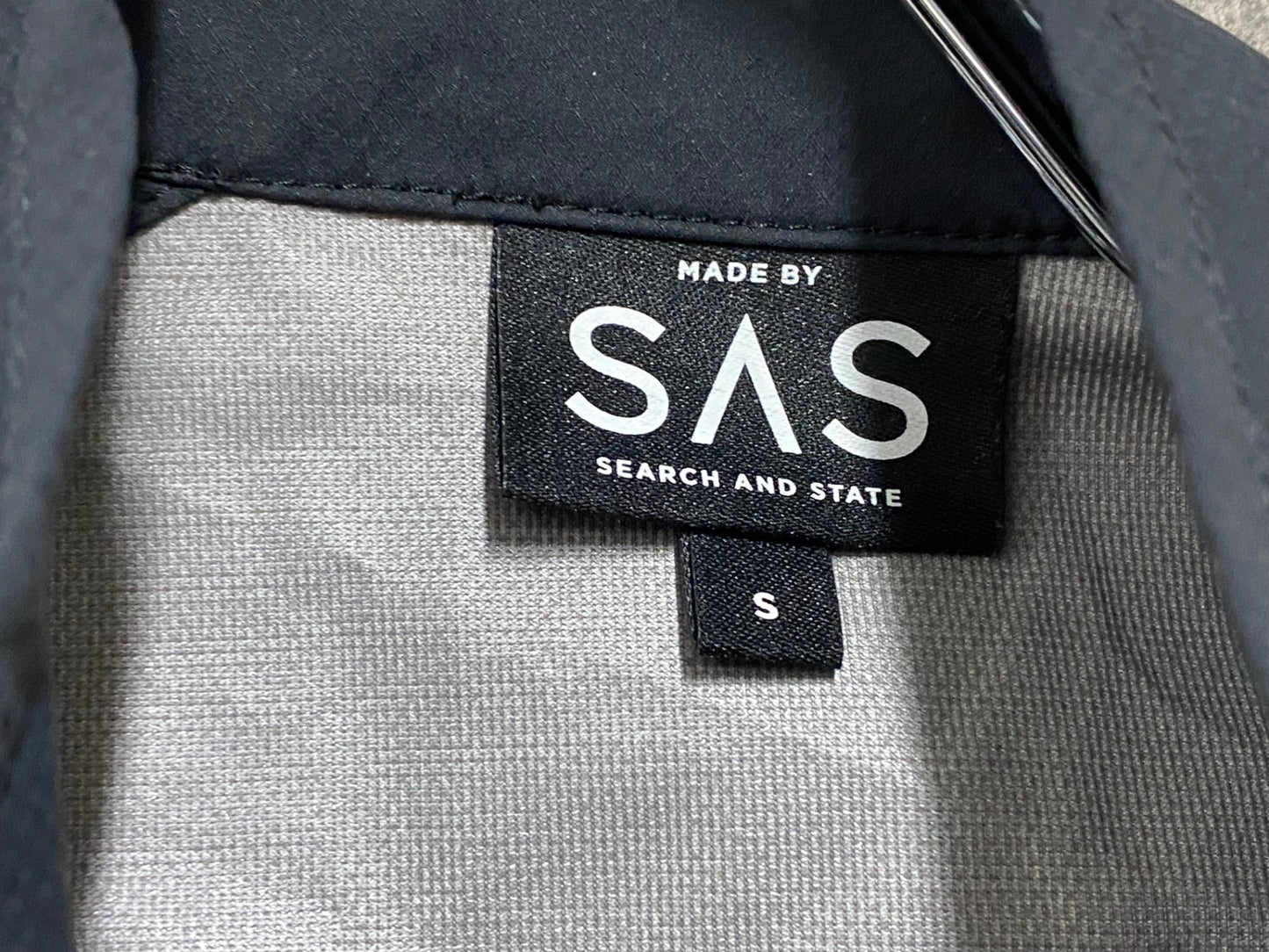 IS744 SEARCH AND STATE サイクルベスト ジレ 紺 S