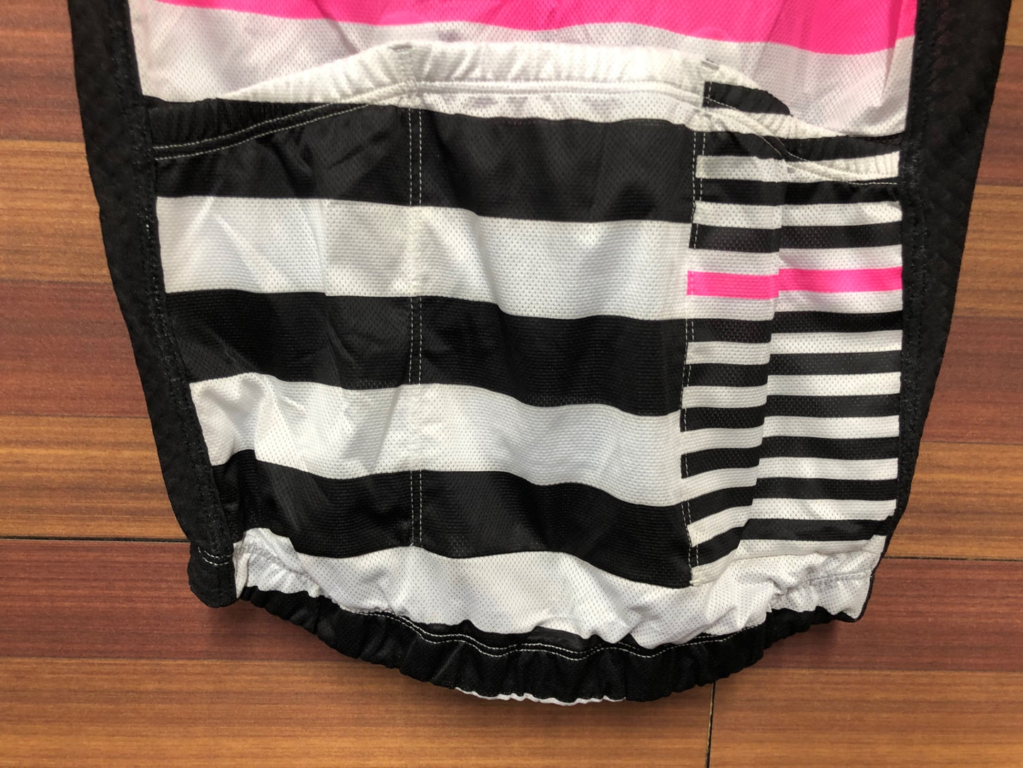 IO341 TICCC 半袖 サイクルジャージ 黒白 水玉ピンク XS