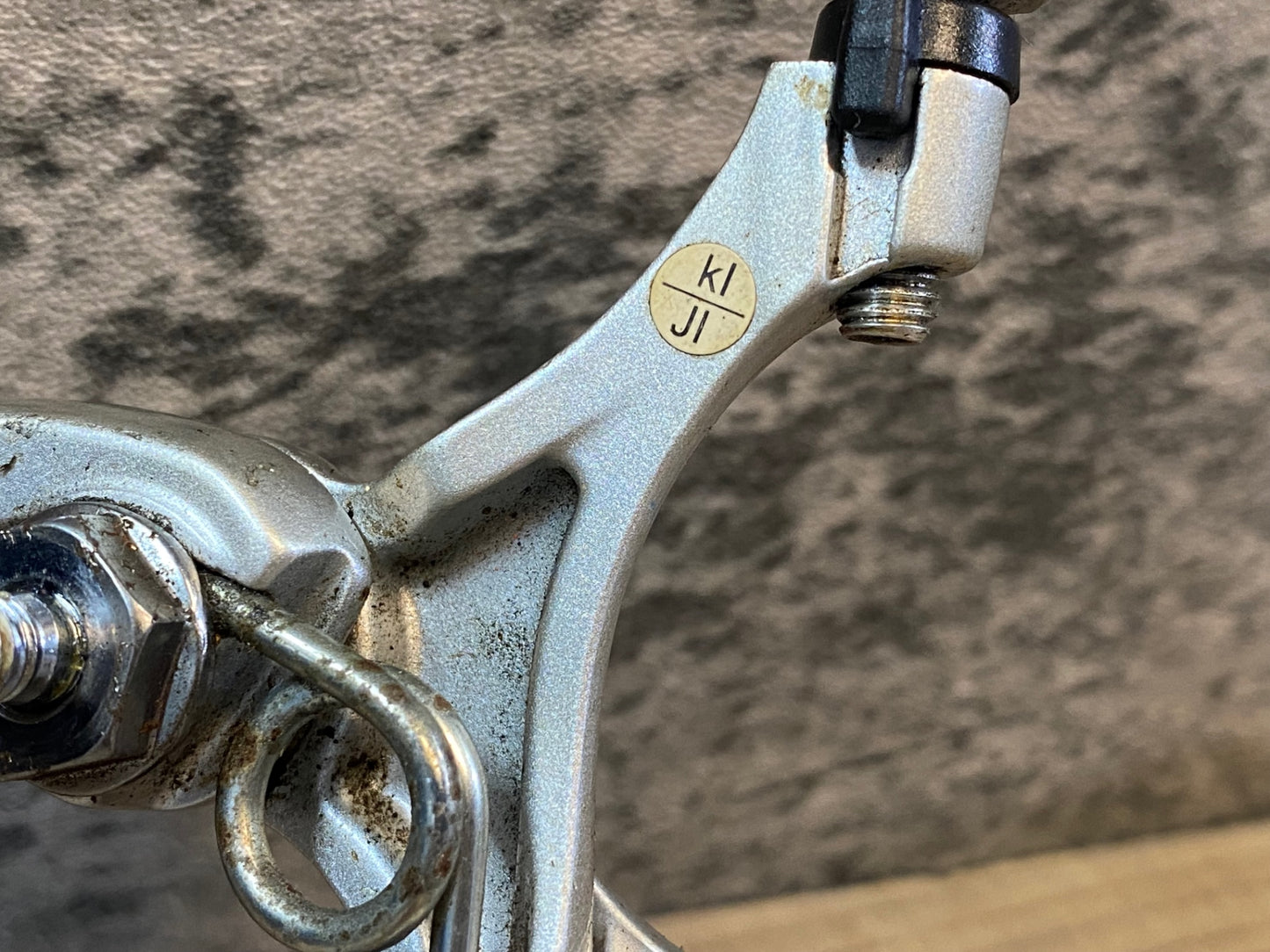 IU318 シマノ SHIMANO ソラ SORA BR-3400 ブレーキキャリパー 前後セット