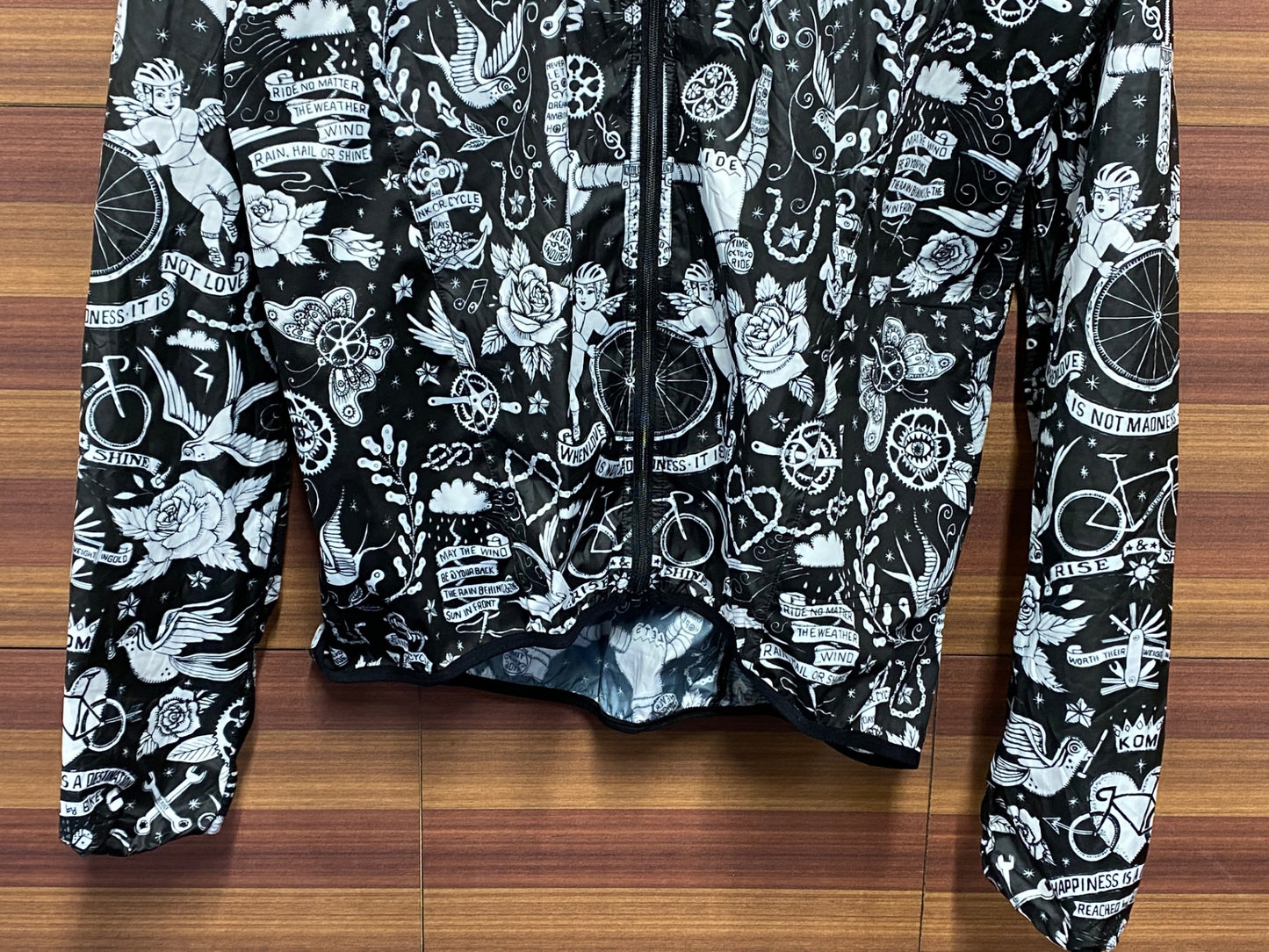 IT533 サイコロジー CYCOLOGY 長袖ウィンドブレーカー 黒 XL