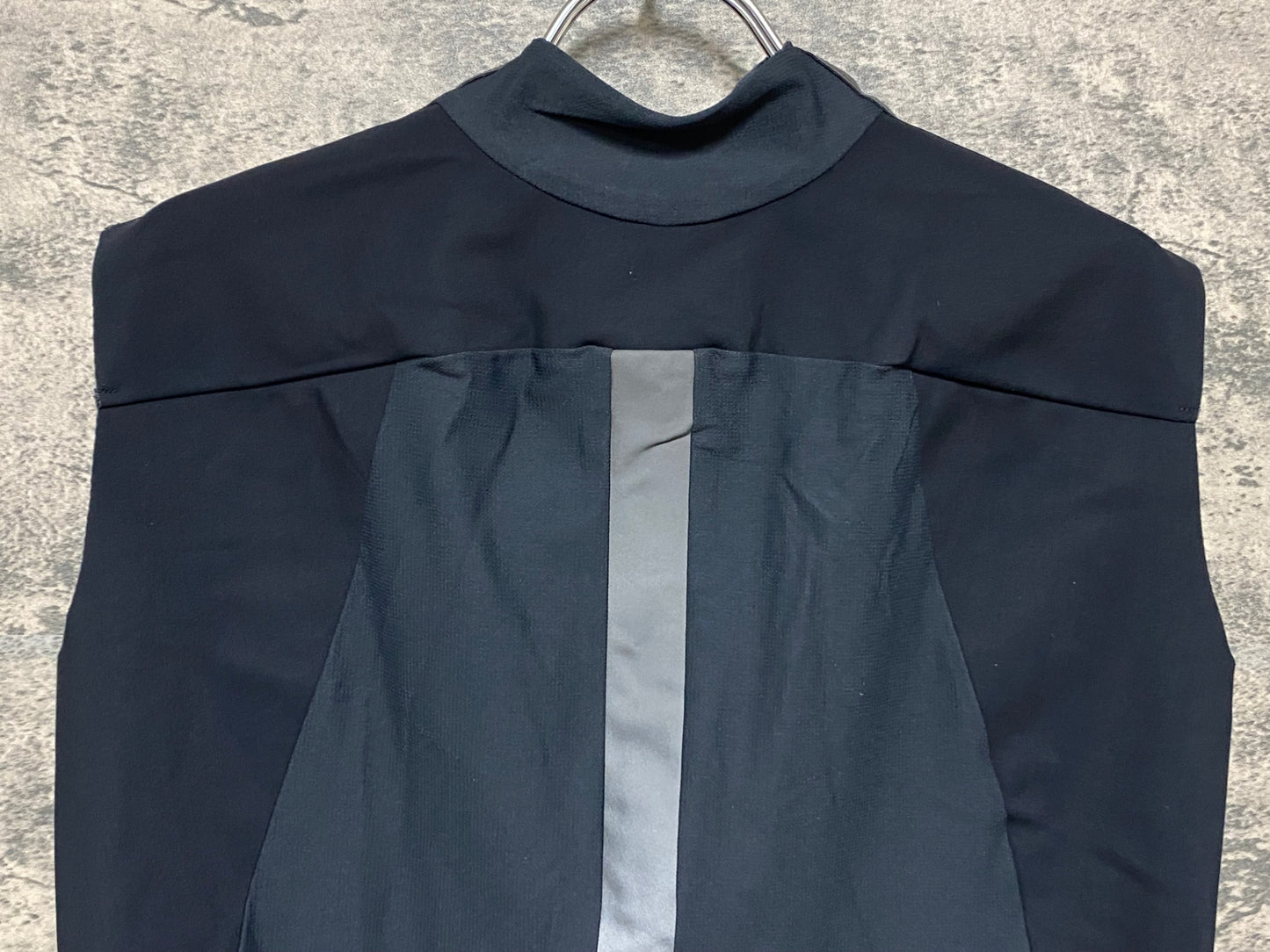 IU536 アソス assos エキップ EQUIPE RS SPRING FALL AERO GILET サイクルベスト ジレ 黒 M