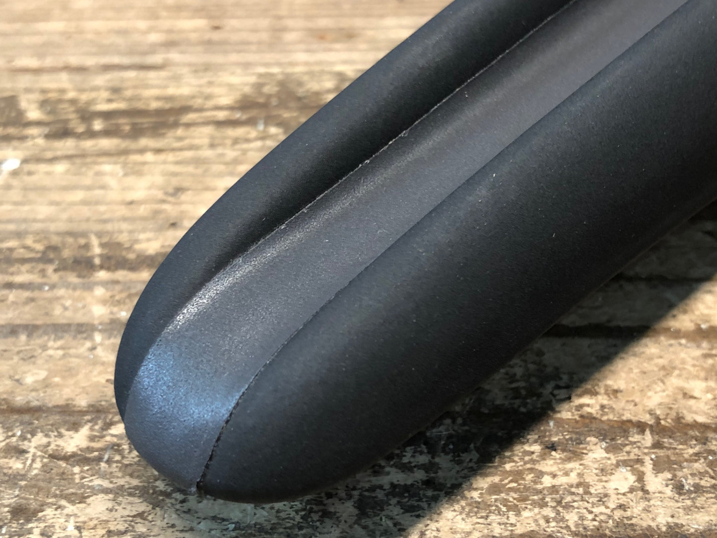 JD057 フィジーク fizik アリオネ ARIONE VSX サドル kiumレール 実測133mm