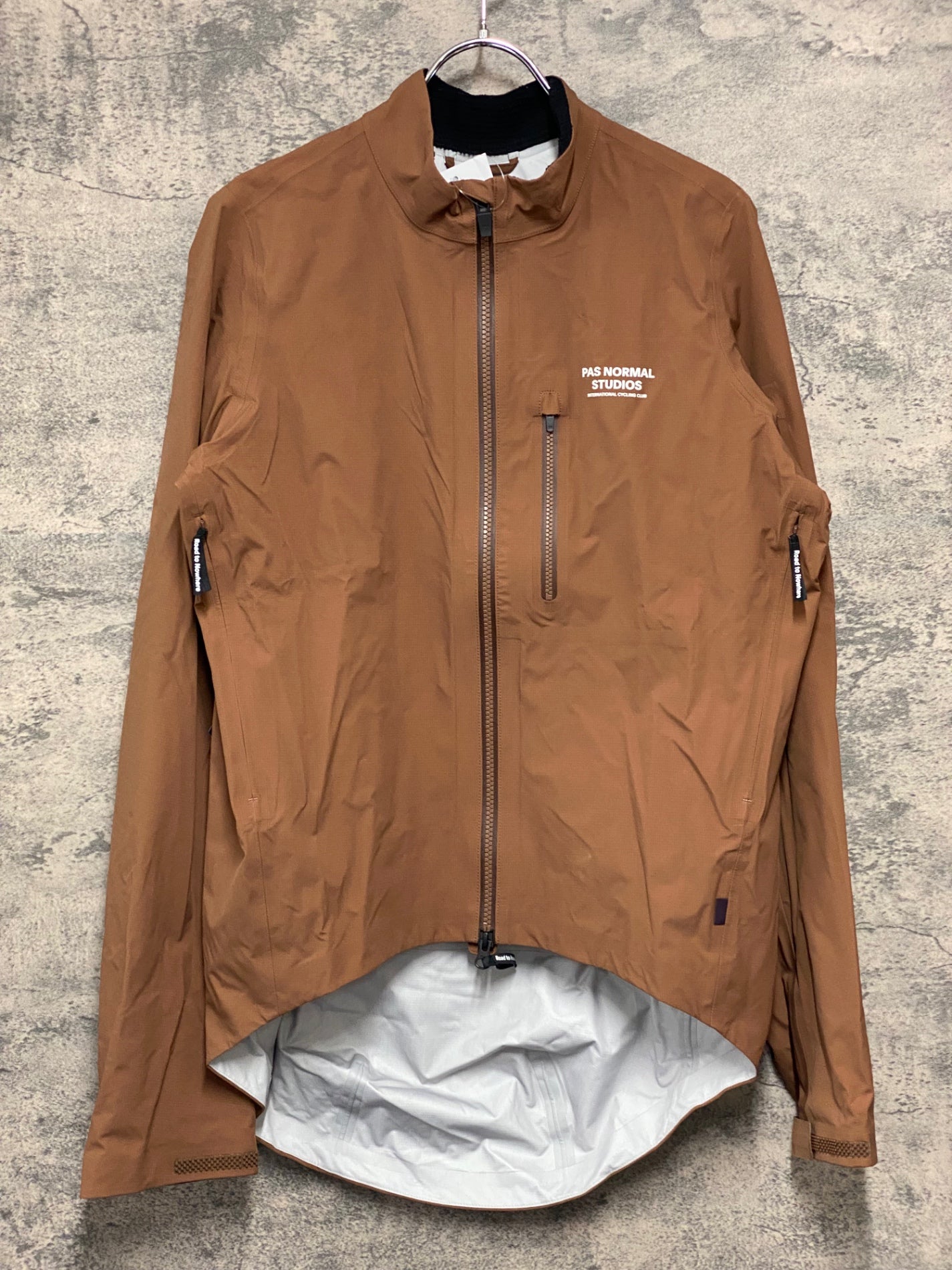 JD973 パスノーマルスタジオ PAS NORMAL STUDIOS 長袖 レインジャケット 茶 M