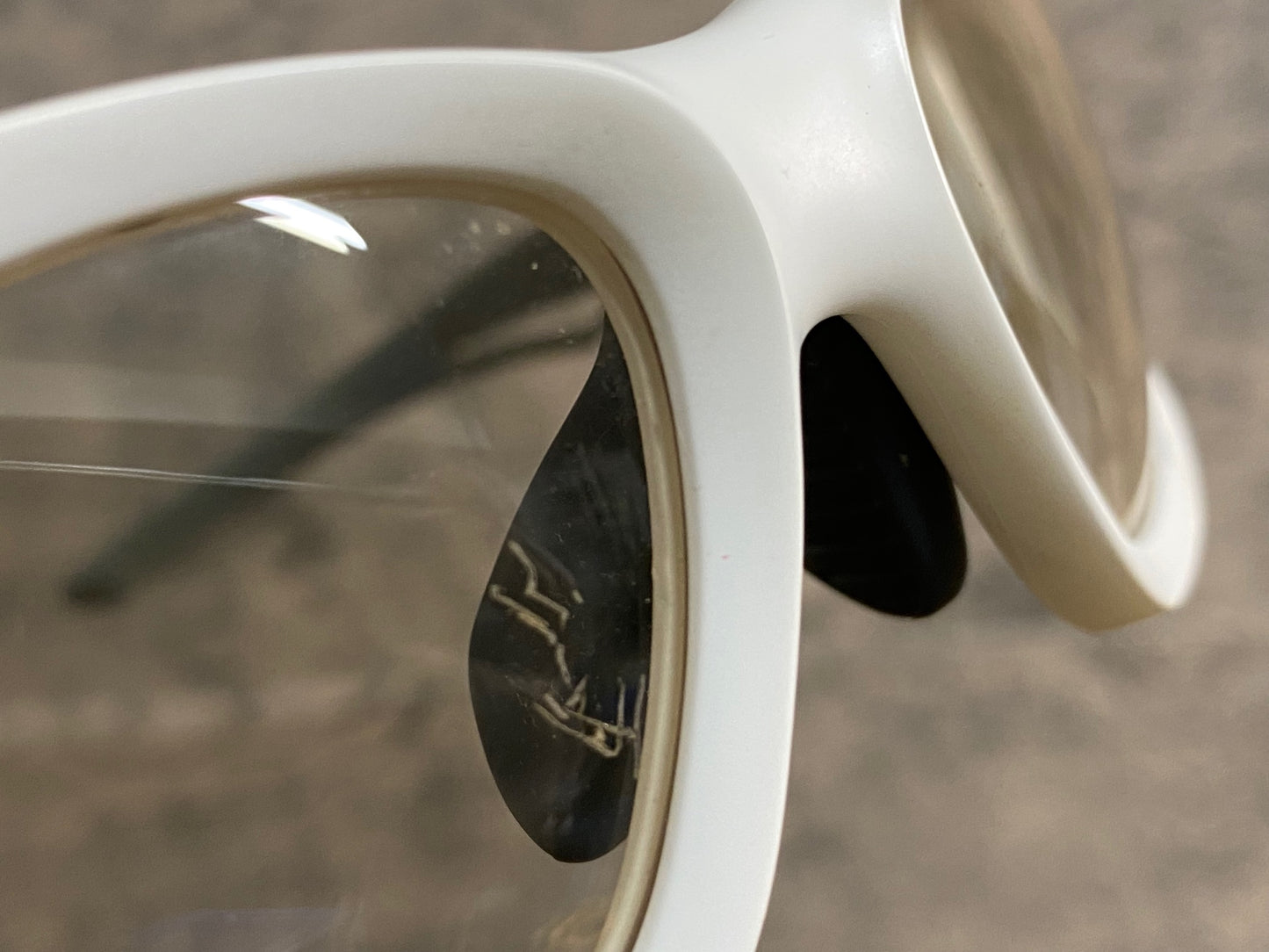 JC179 シマノ SHIMANO CE-S60X サングラス アイウェア 白 レンズ小傷