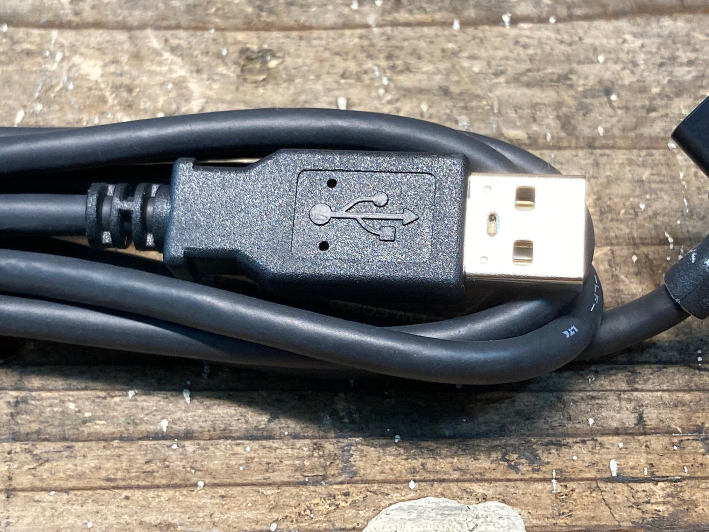 IQ095 シマノ SHIMANO EW-EC300 充電コネクター