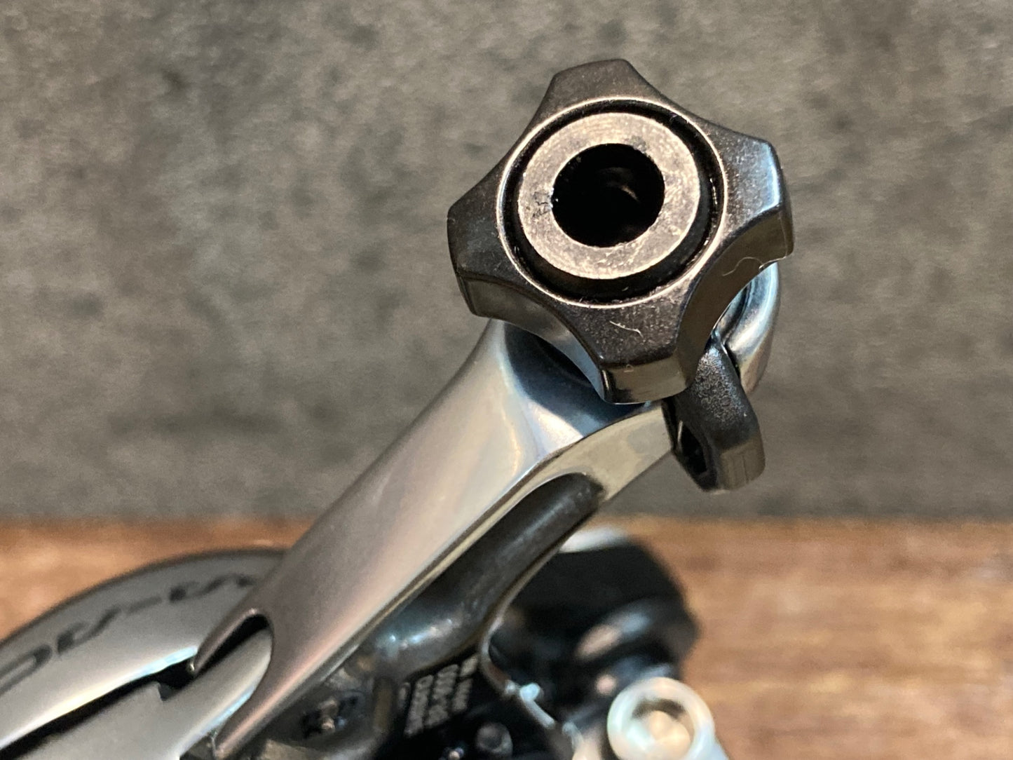 IR615 シマノ SHIMANO デュラエース DURA-ACE BR-9000 ブレーキキャリパー 前後セット