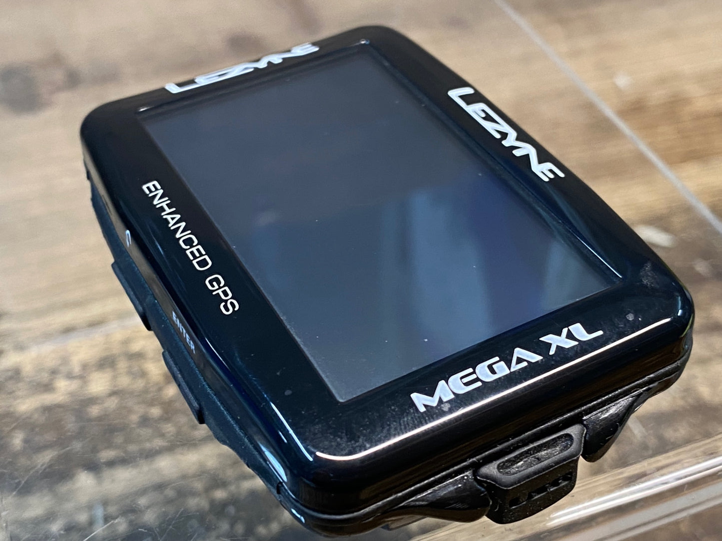 IY280 レザイン LEZYNE MEGA XL GPS サイクルコンピューター ※起動確認済み