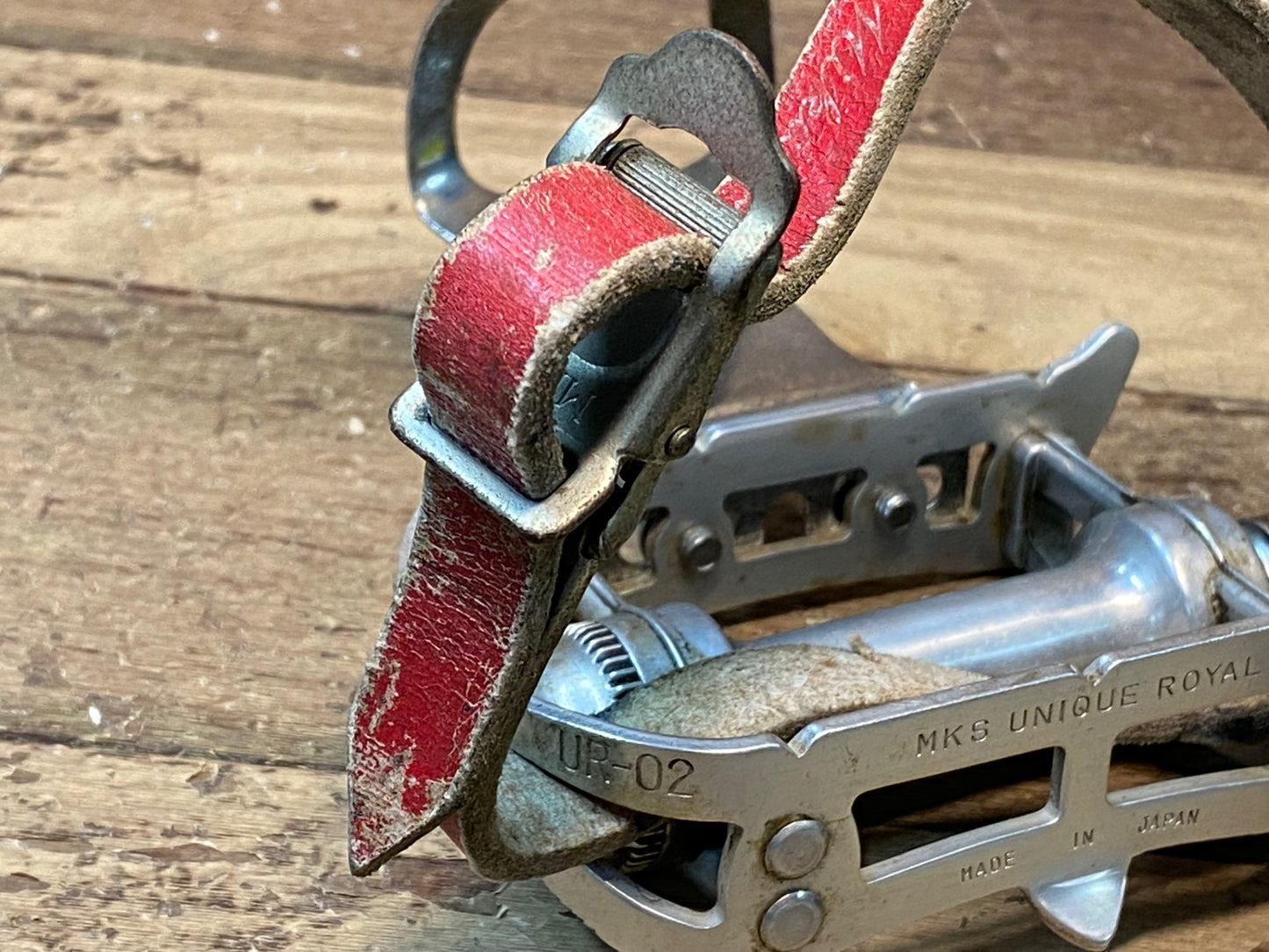 IN069 三ヶ島 MKS ユニーク UNIQUE ロイヤル ROYAL フラットペダル トゥークリップ付属