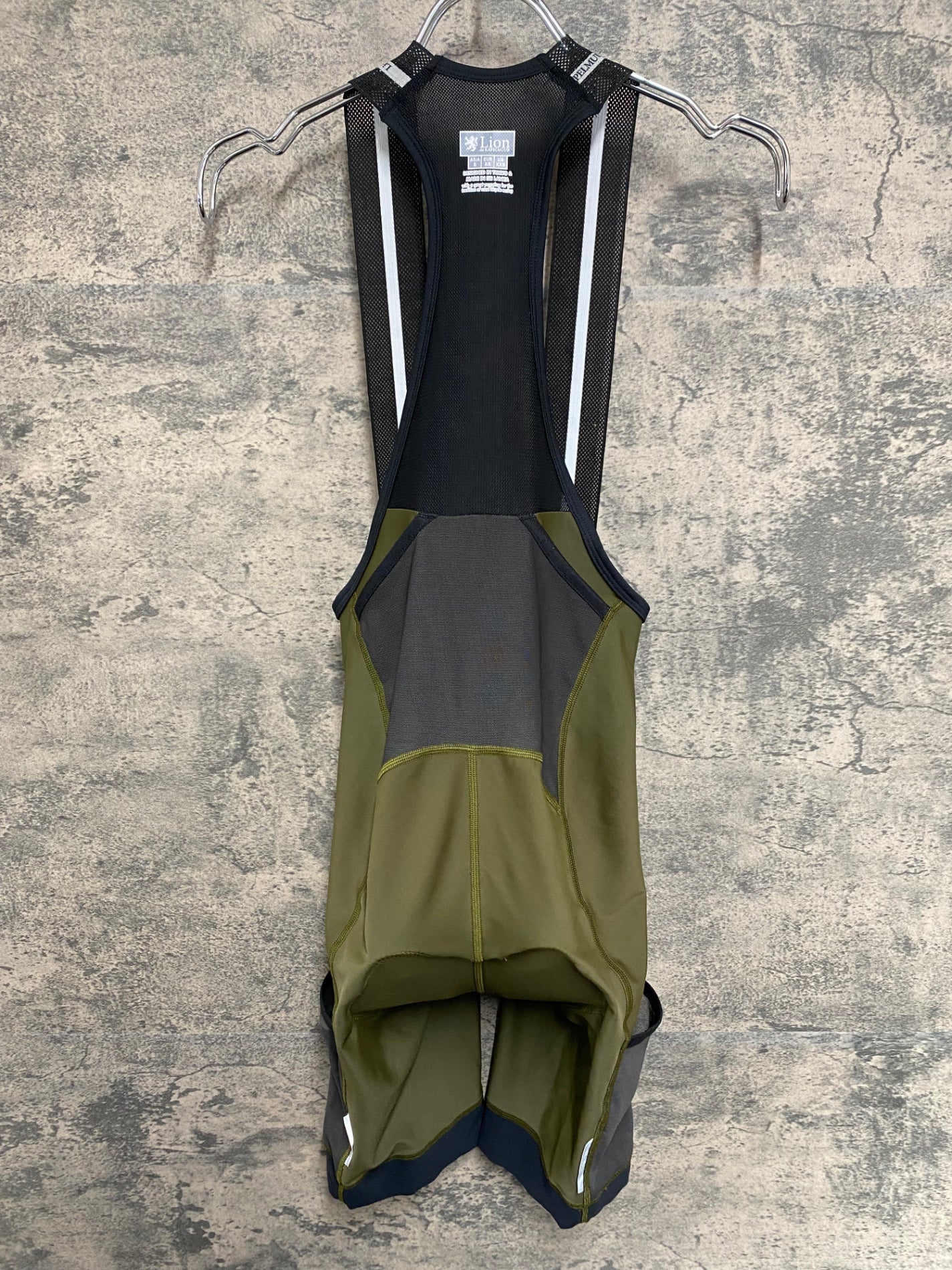 IX408 リオンドカペルミュール Lion de KAPELMUUR カーゴビブショーツ オリーブ S