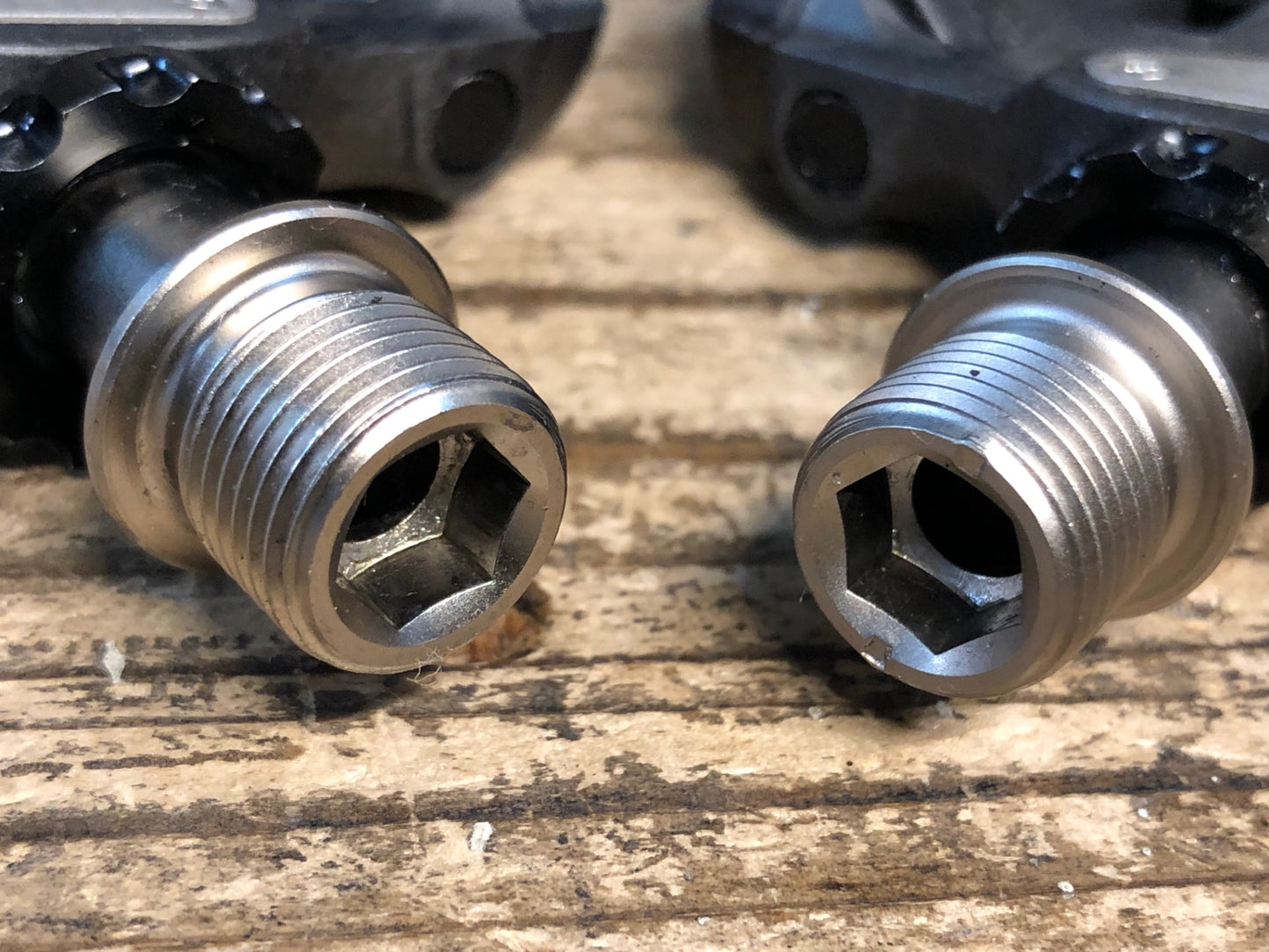 JA277 シマノ SHIMANO 105 PD-R7000 ビンディングペダル SPD-SL