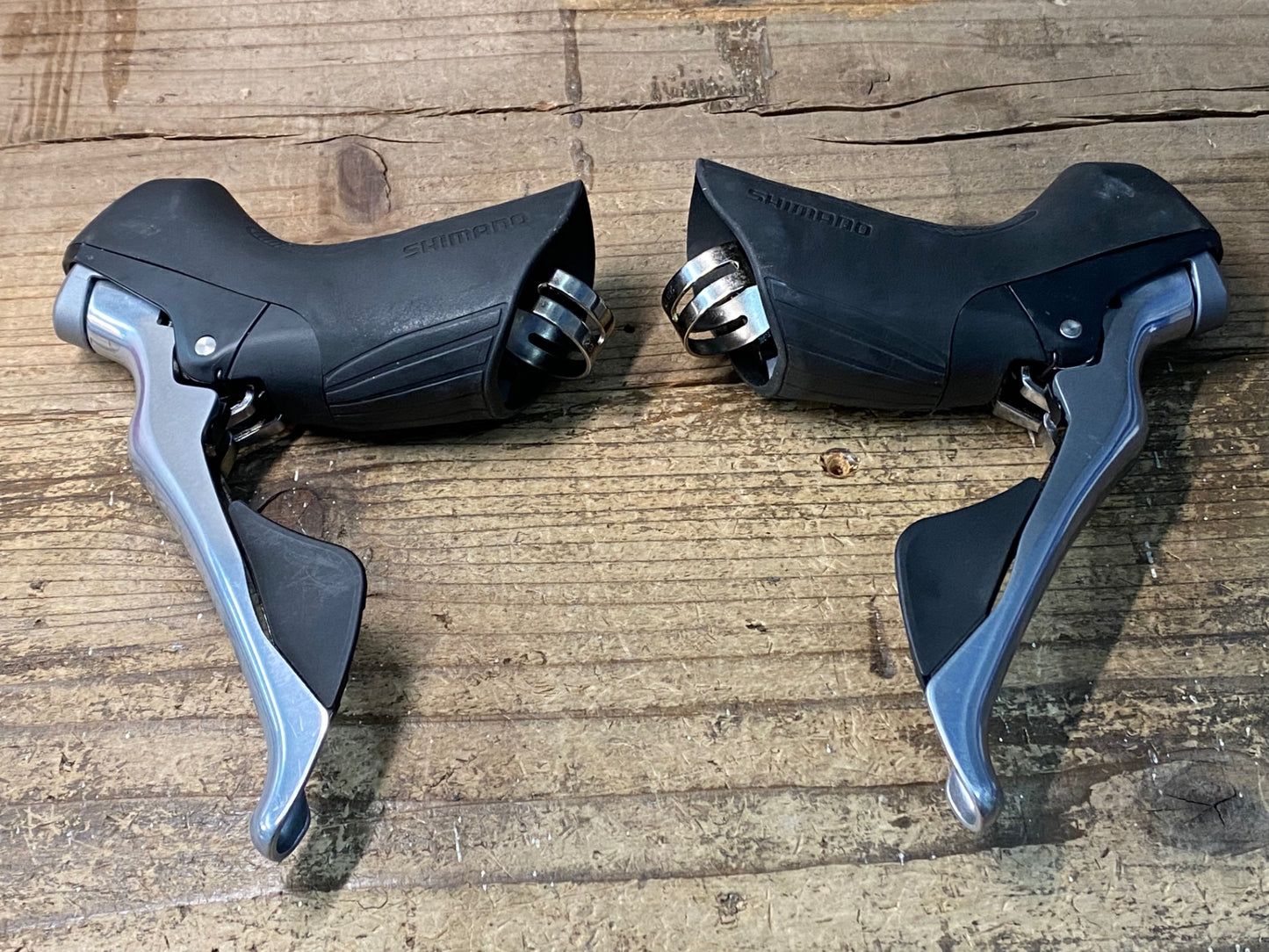 JB265 シマノ SHIMANO 105 ST-R7000 STIレバー 2x11S シルバー