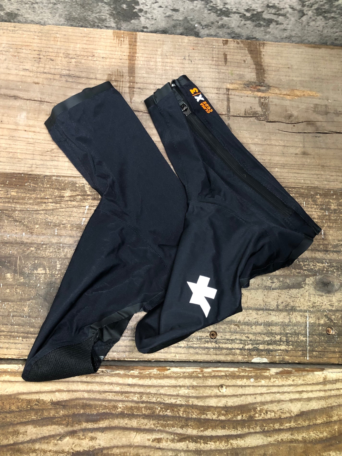 IZ626 アソス assos ALL YEAR シューズカバー 黒 Ⅰ 40-43