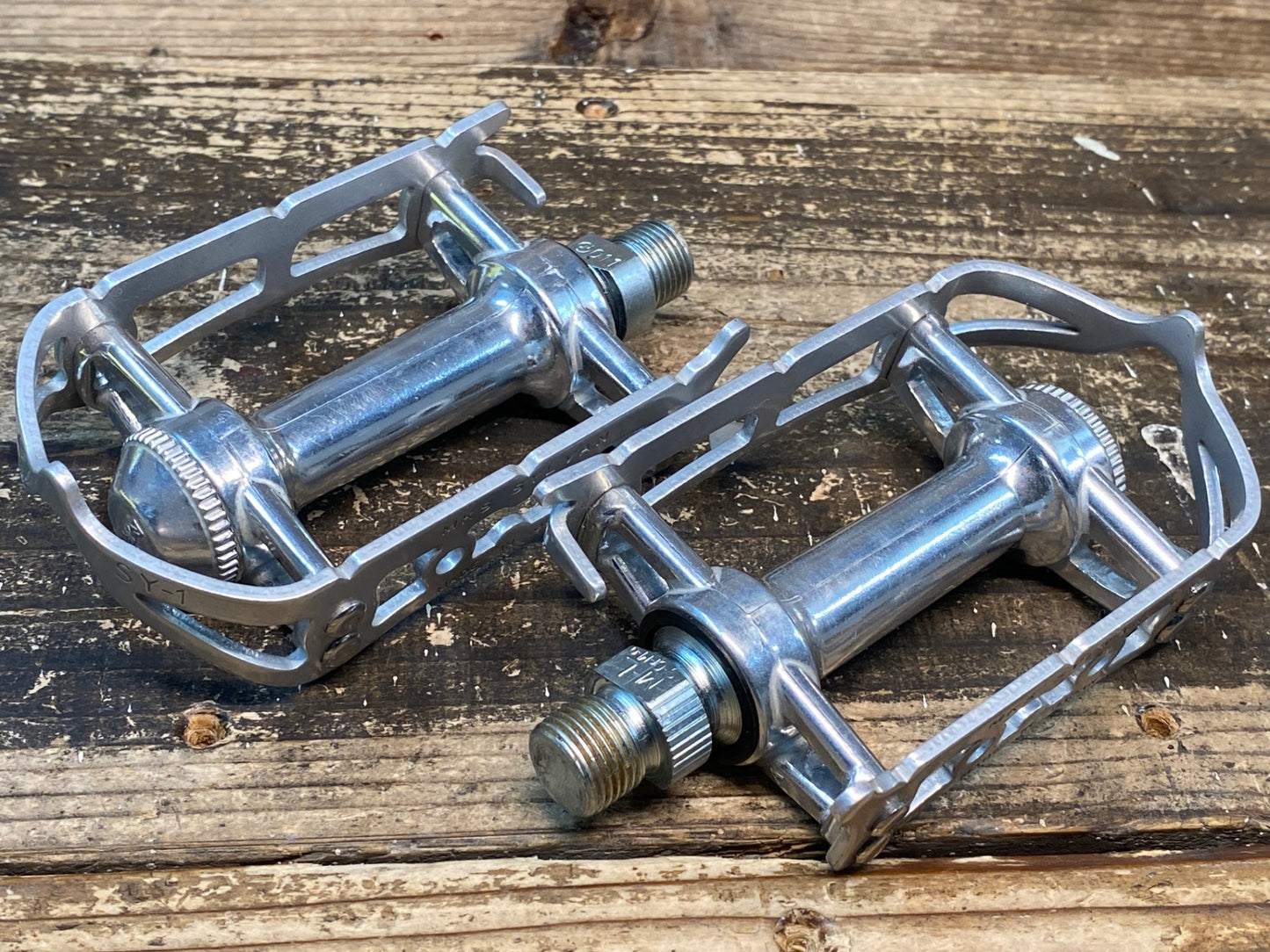 IT888 三ヶ島 MKS SYLVAN ROAD フラットペダル シルバー