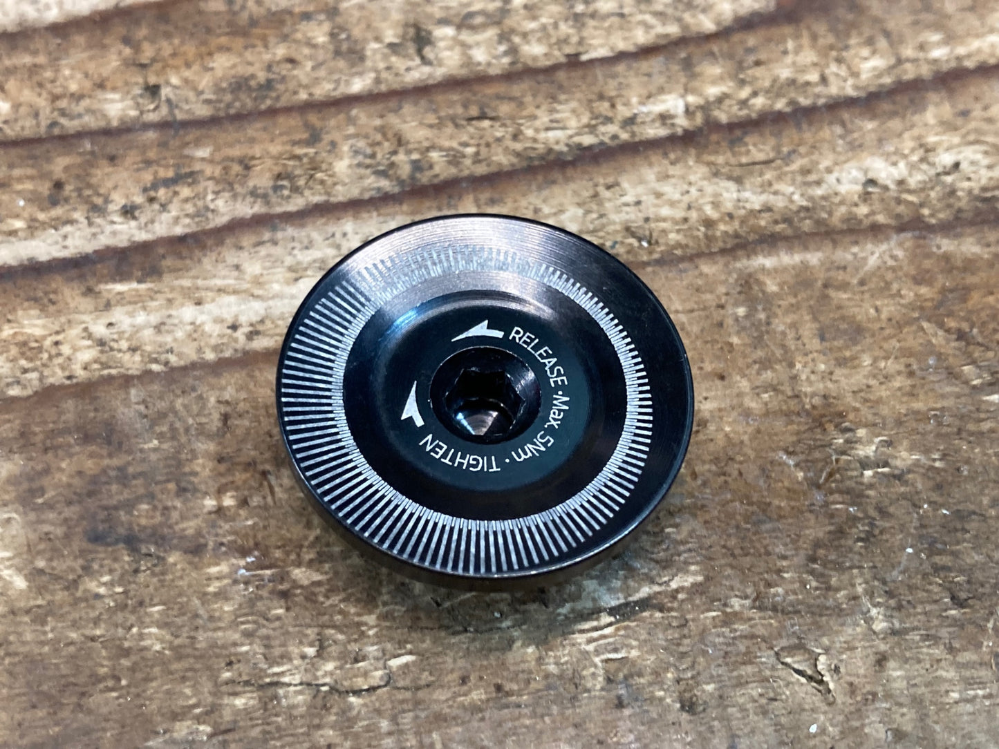 IS068 ROTOR 2in POWER クランクセット 楕円 チェーンリング 52-36 充電器付属 右クランクのみ