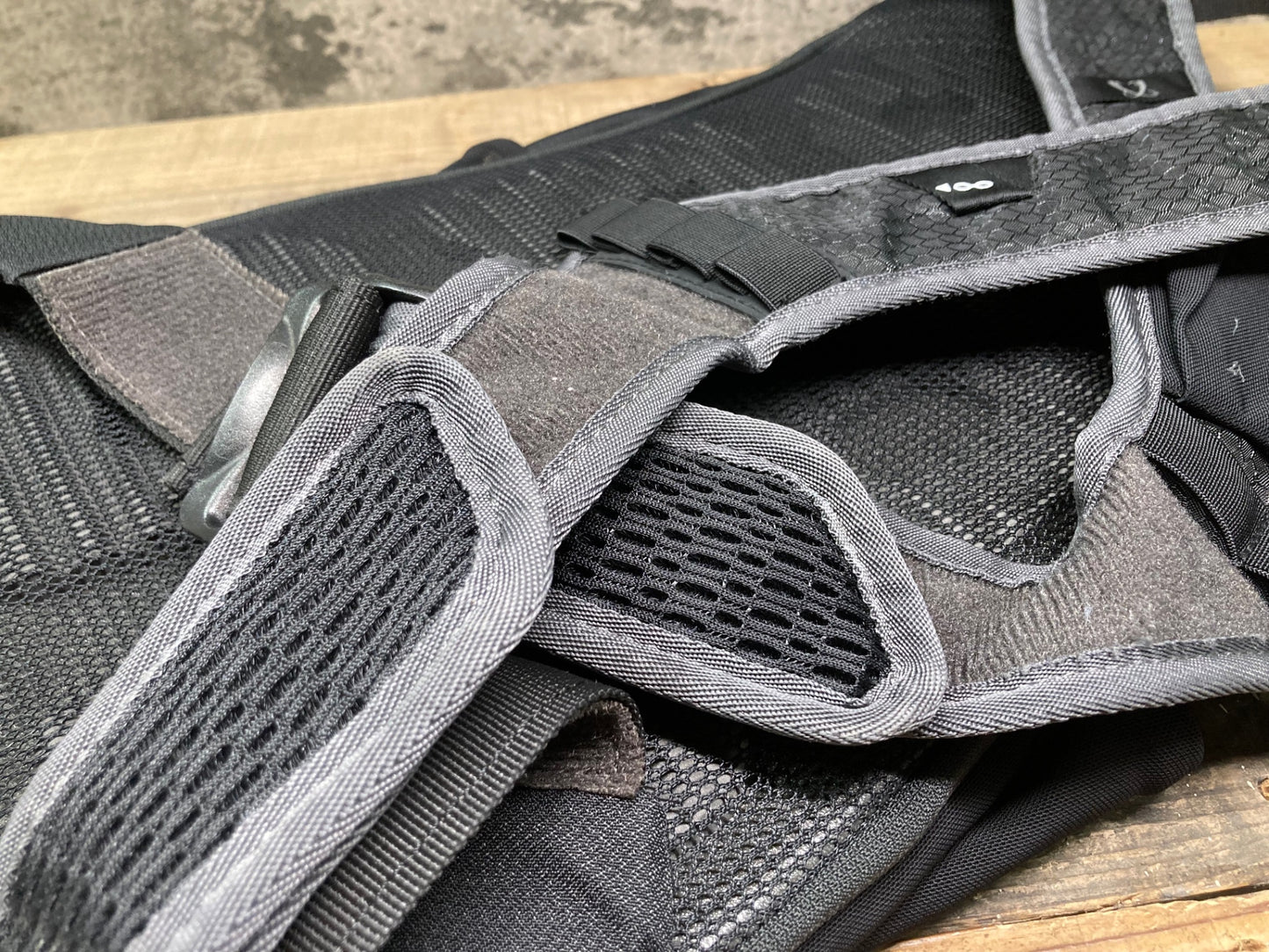 IO729 シマノ SHIMANO U6 リュック バックパック 黒