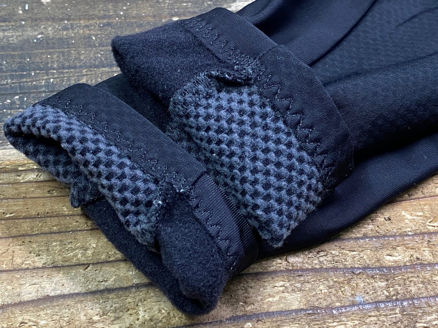 IT966 アソス Assos legFoil レッグカバー 黒 1