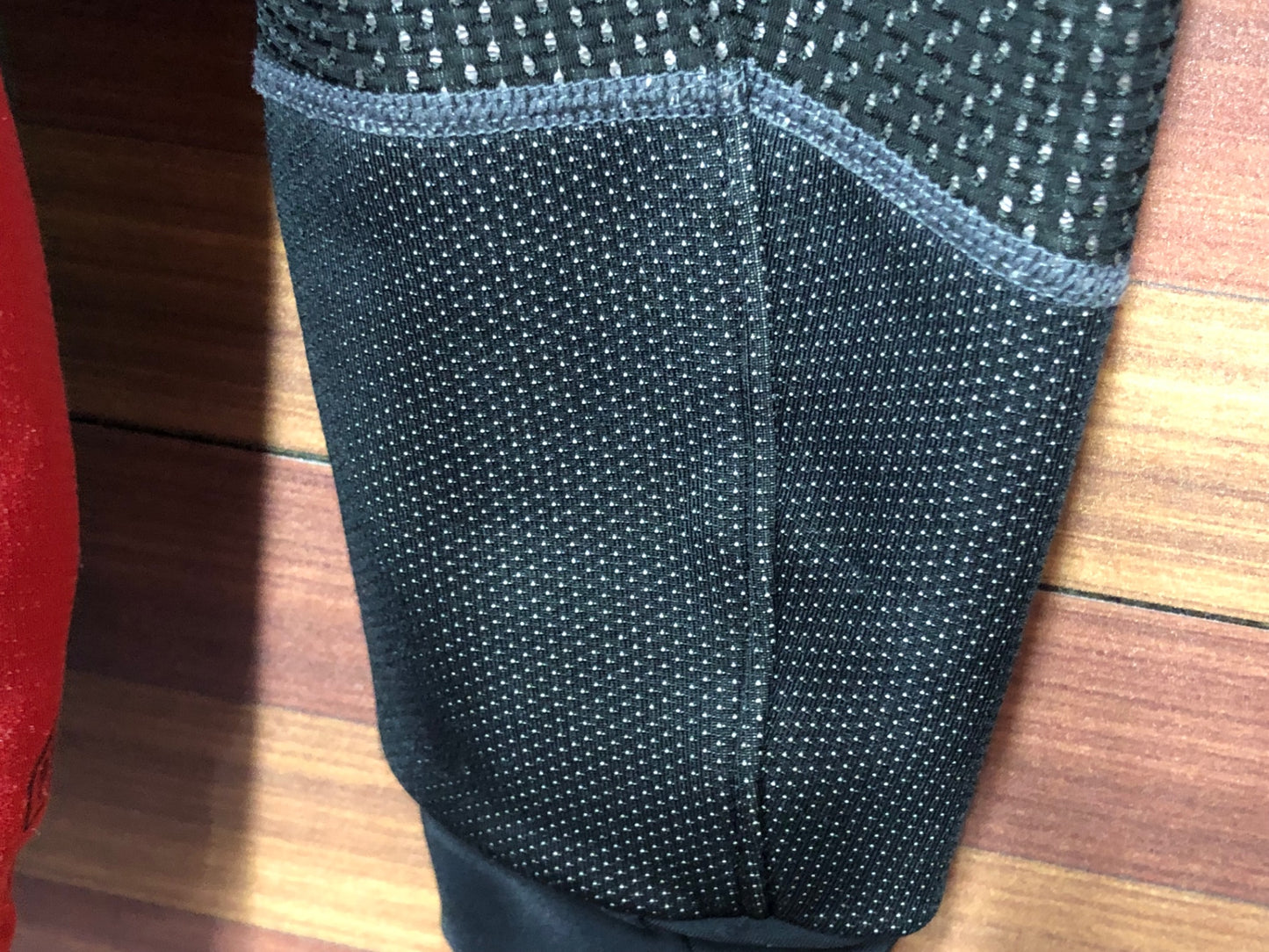 IM792 パールイズミ PEARL iZUMi 長袖 サイクルジャケット 黒 赤 S WINDBREAK TITANIUM