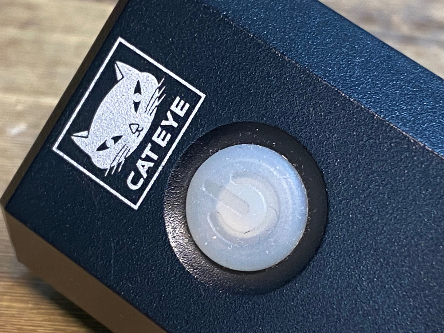 IZ014 キャットアイ CAT EYE アンプ AMPP300 フロントライト 黒