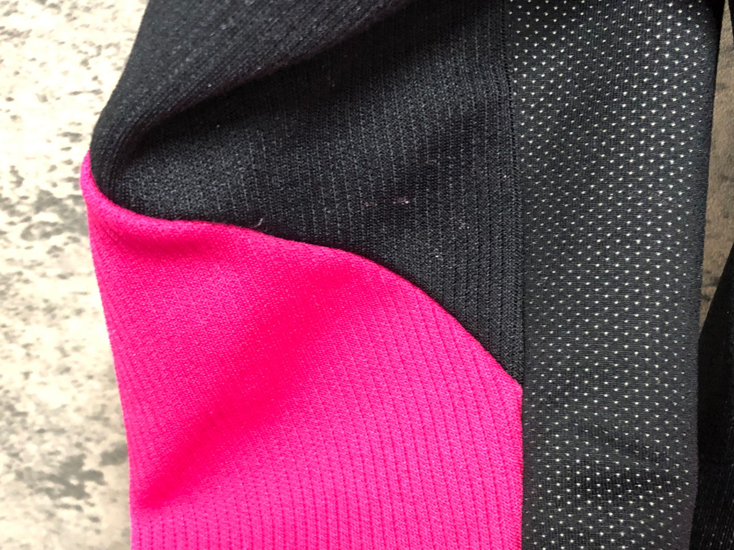 IZ913 パールイズミ PEARL iZUMi 長袖 サイクルジャケット 黒 ピンク M 裏起毛