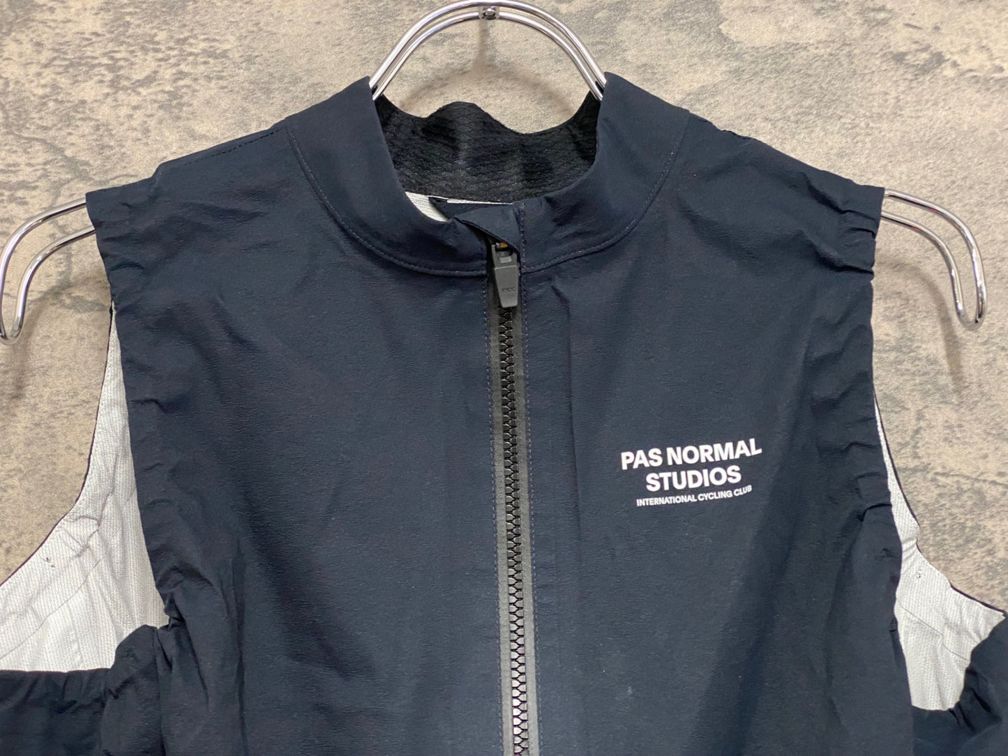 IY502 パスノーマルスタジオ PAS NORMAL STUDIOS メカニズム レイン ジレ Mechanism Rain Gilet サイクルベスト M 黒