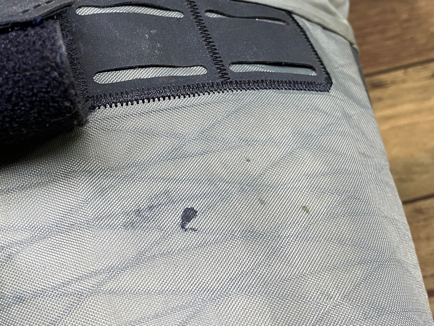 JA608 アピデュラ APIDURA Backcountry Food Pouch ハンドルバッグ グレー