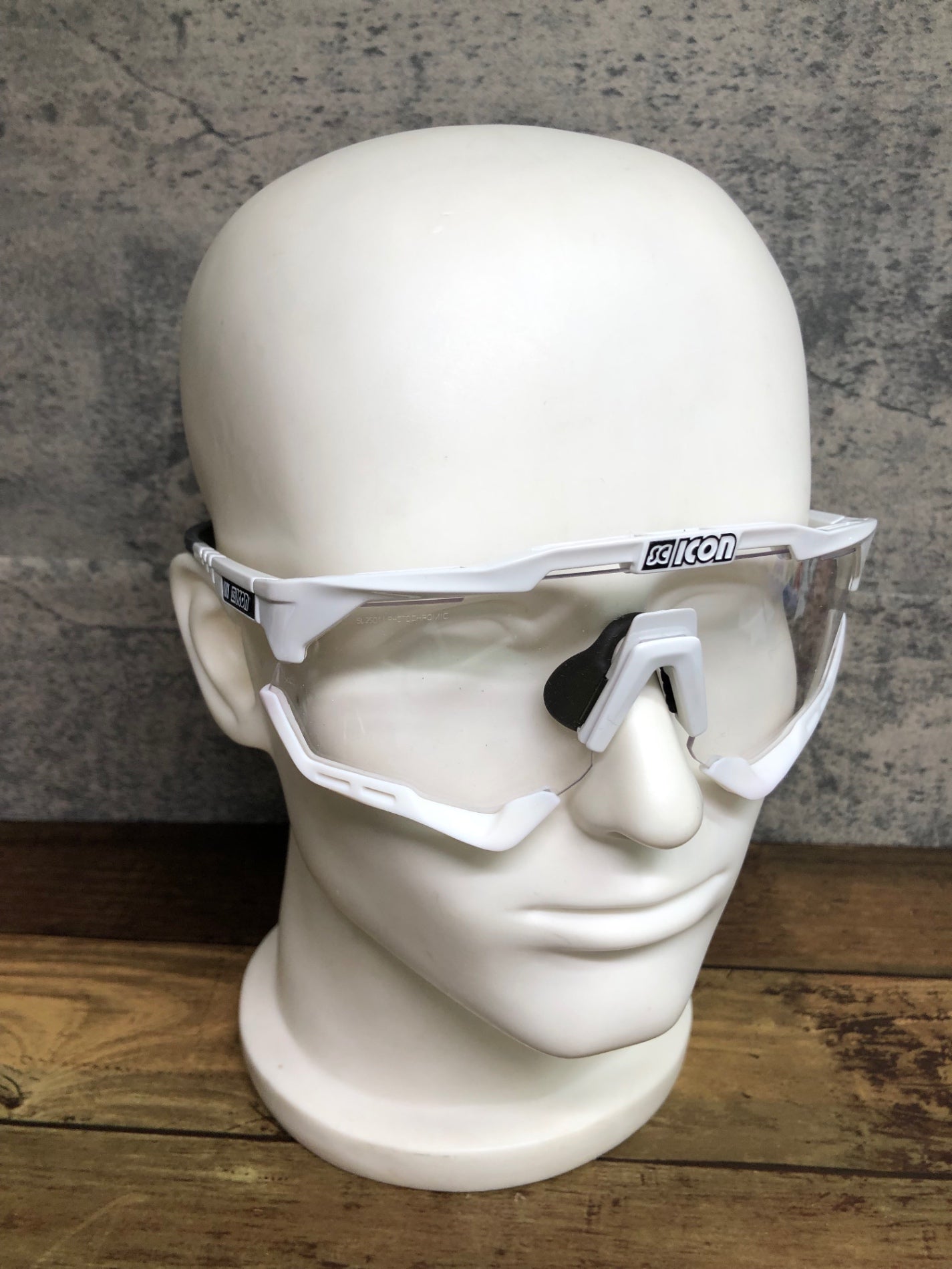 IT245 シーコン SICON AEROSHADE XL サングラス アイウェア 白 PHOTOCHROMICレンズ