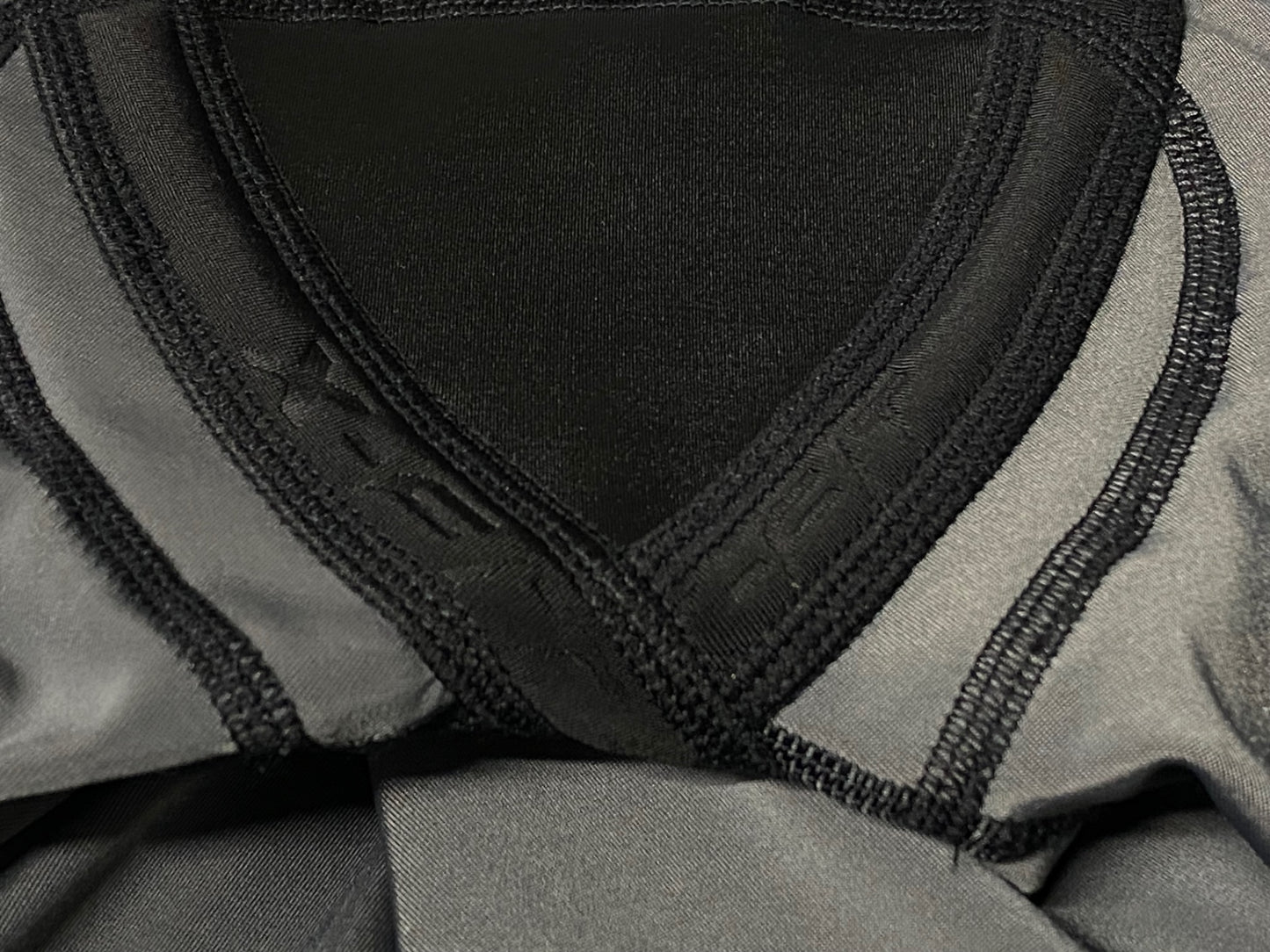 IR899 トロイリ― TroyLee Ⅾesigns BASE PROTECTIVE SHORTS 黒 LG 未使用品