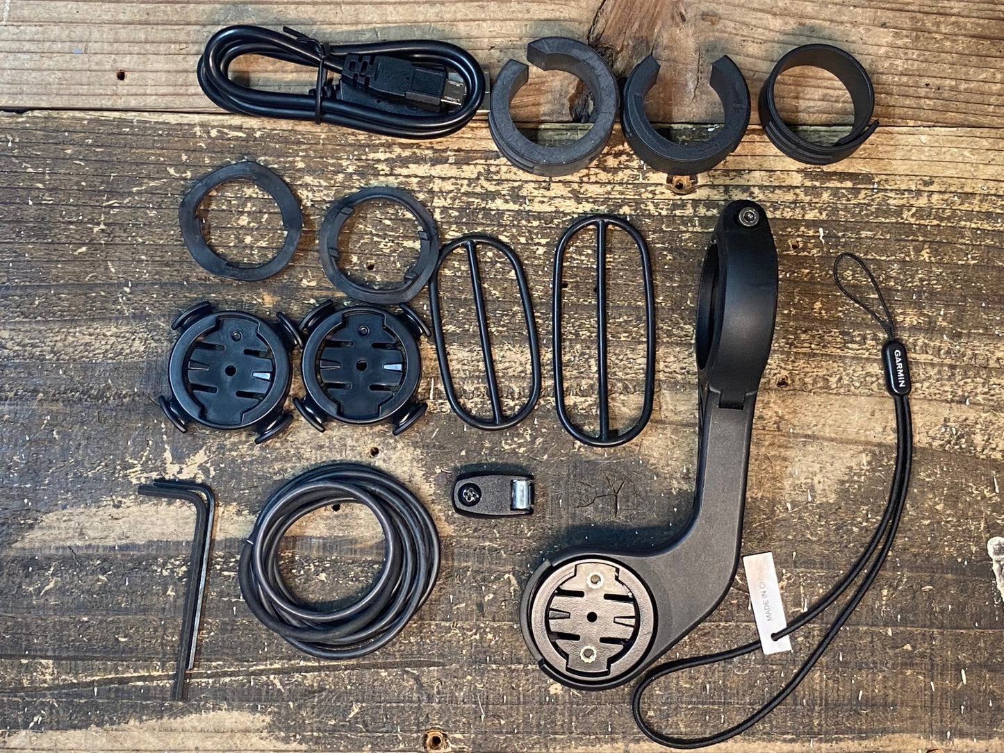 IV596 ガーミン GARMIN EDGE 530J サイクルコンピューター 本体のみ ※起動確認済み