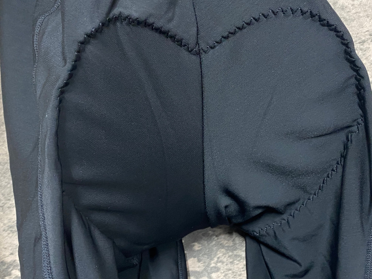 IY756 パールイズミ PEARL iZUMi ビブタイツ 黒 XL 3DR